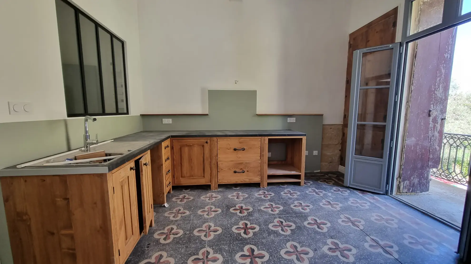 Magnifique appartement en duplex de 140m² en centre-ville de Sommieres 