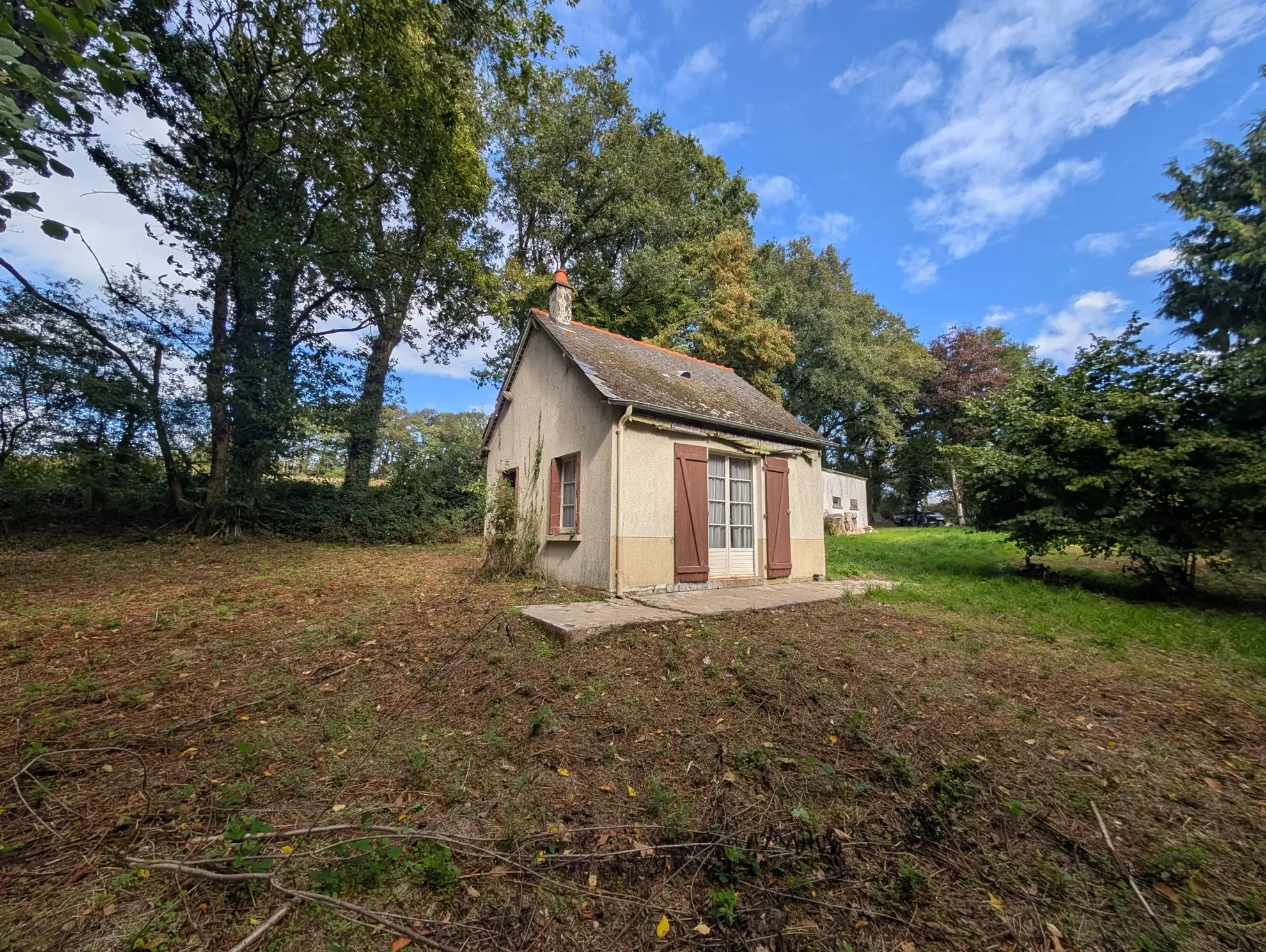 Bâtisse à rénover avec terrain de 2541m² en Brocéliande 