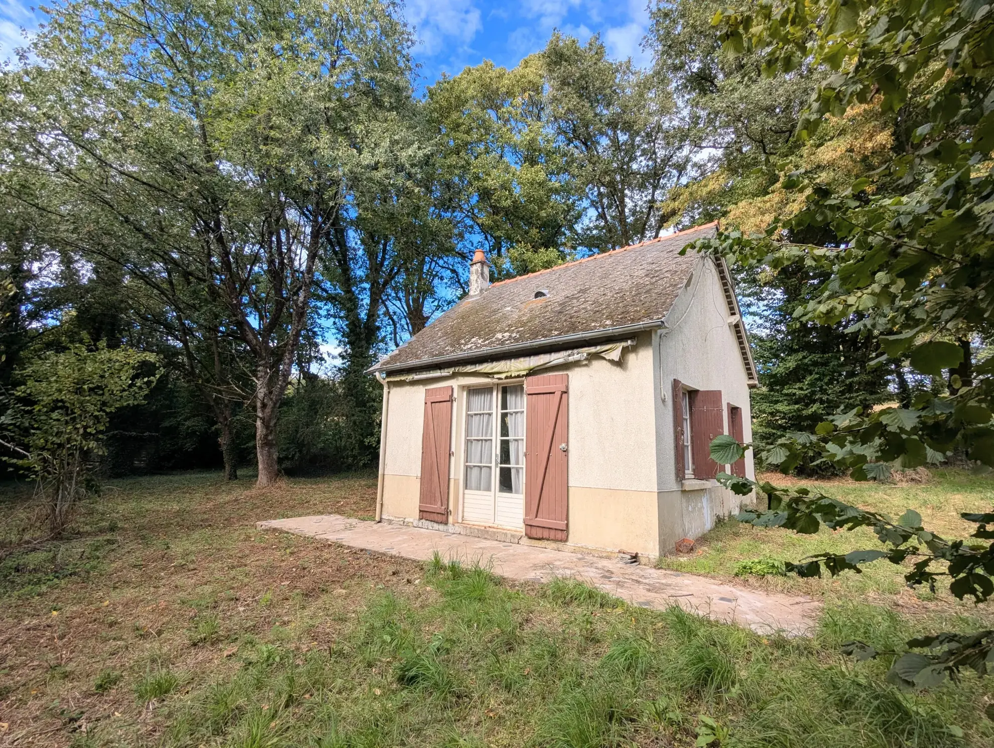Bâtisse à rénover avec terrain de 2541m² en Brocéliande 