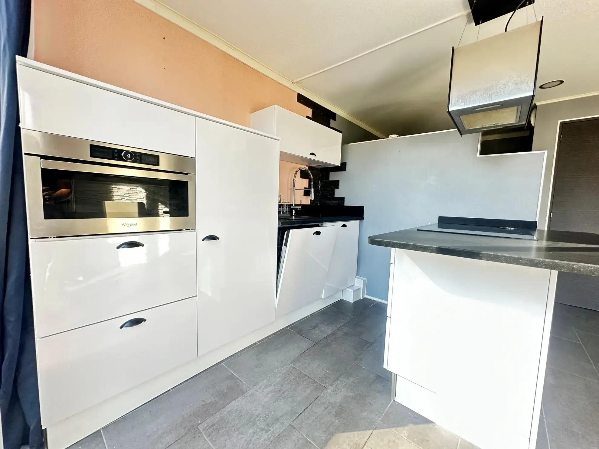 Appartement T1 bis avec terrasse et parking à Montbéliard - Opportunité rare