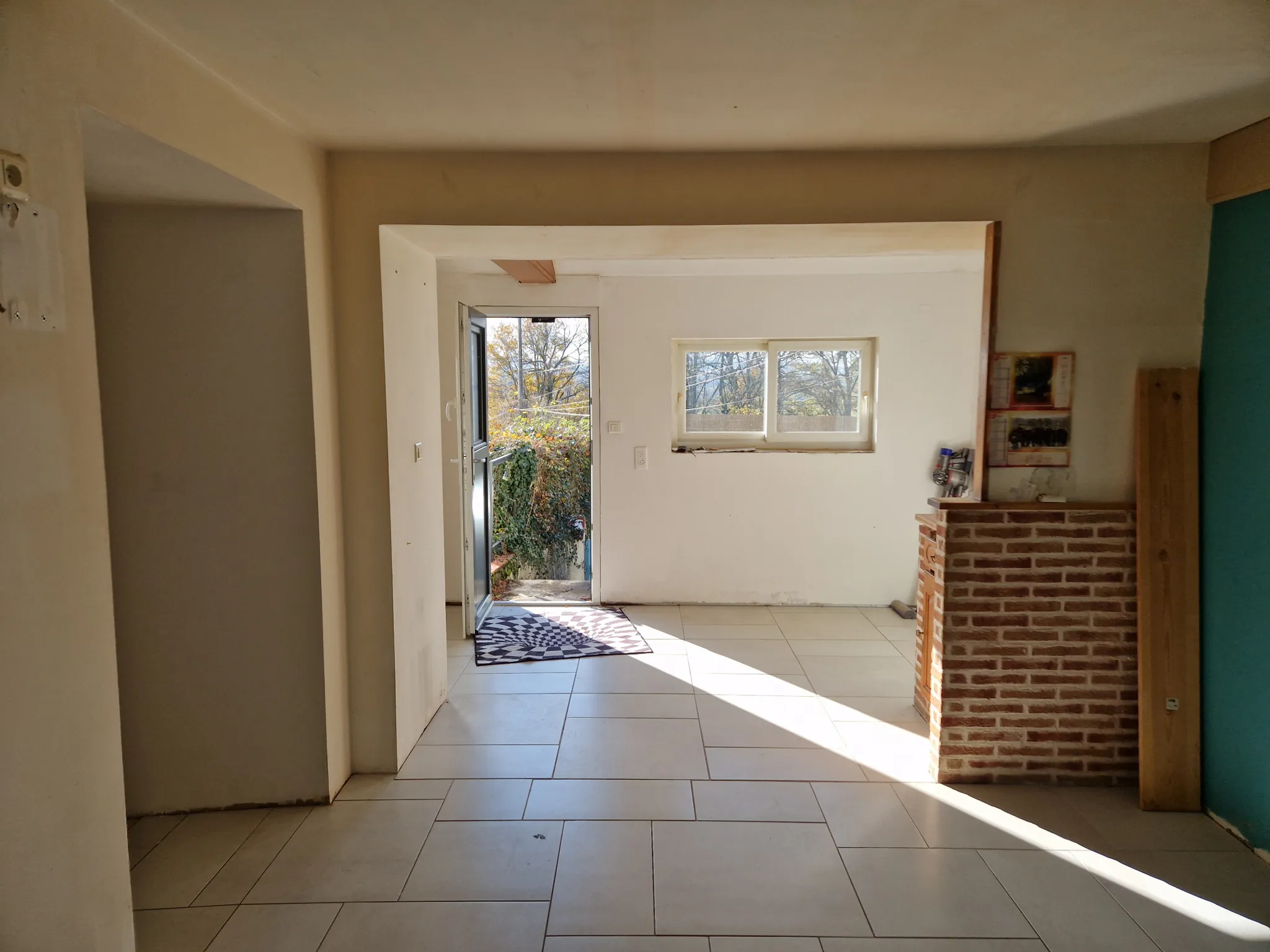 Maison à vendre de 160 m² avec 4 chambres à Saint-Léger-du-Bois 