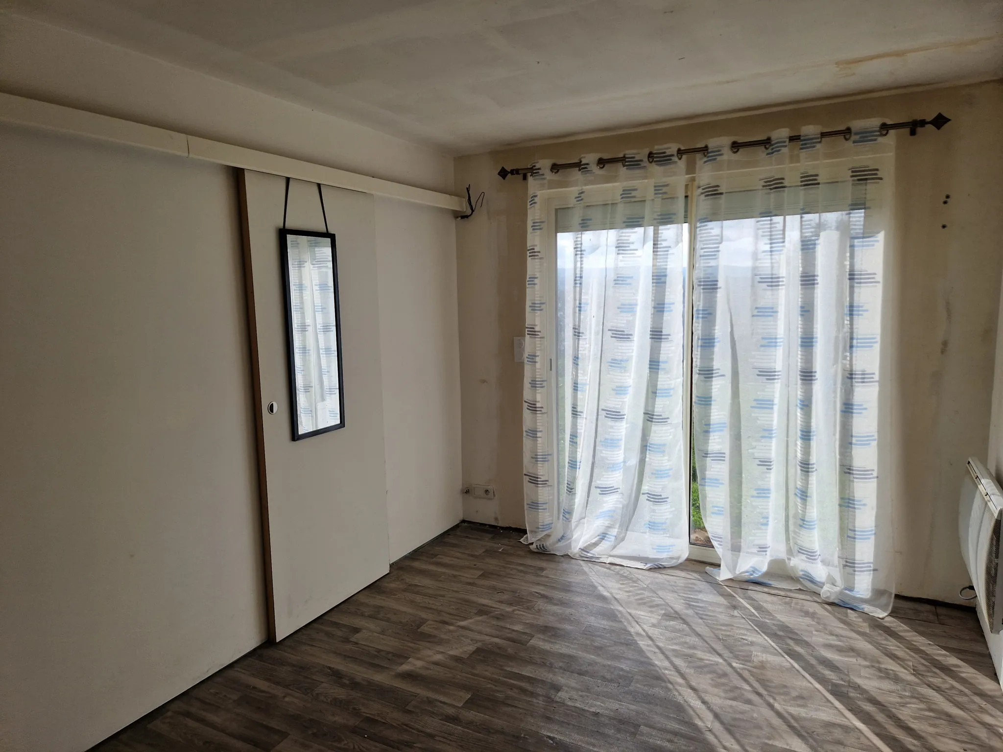 Maison à vendre de 160 m² avec 4 chambres à Saint-Léger-du-Bois 