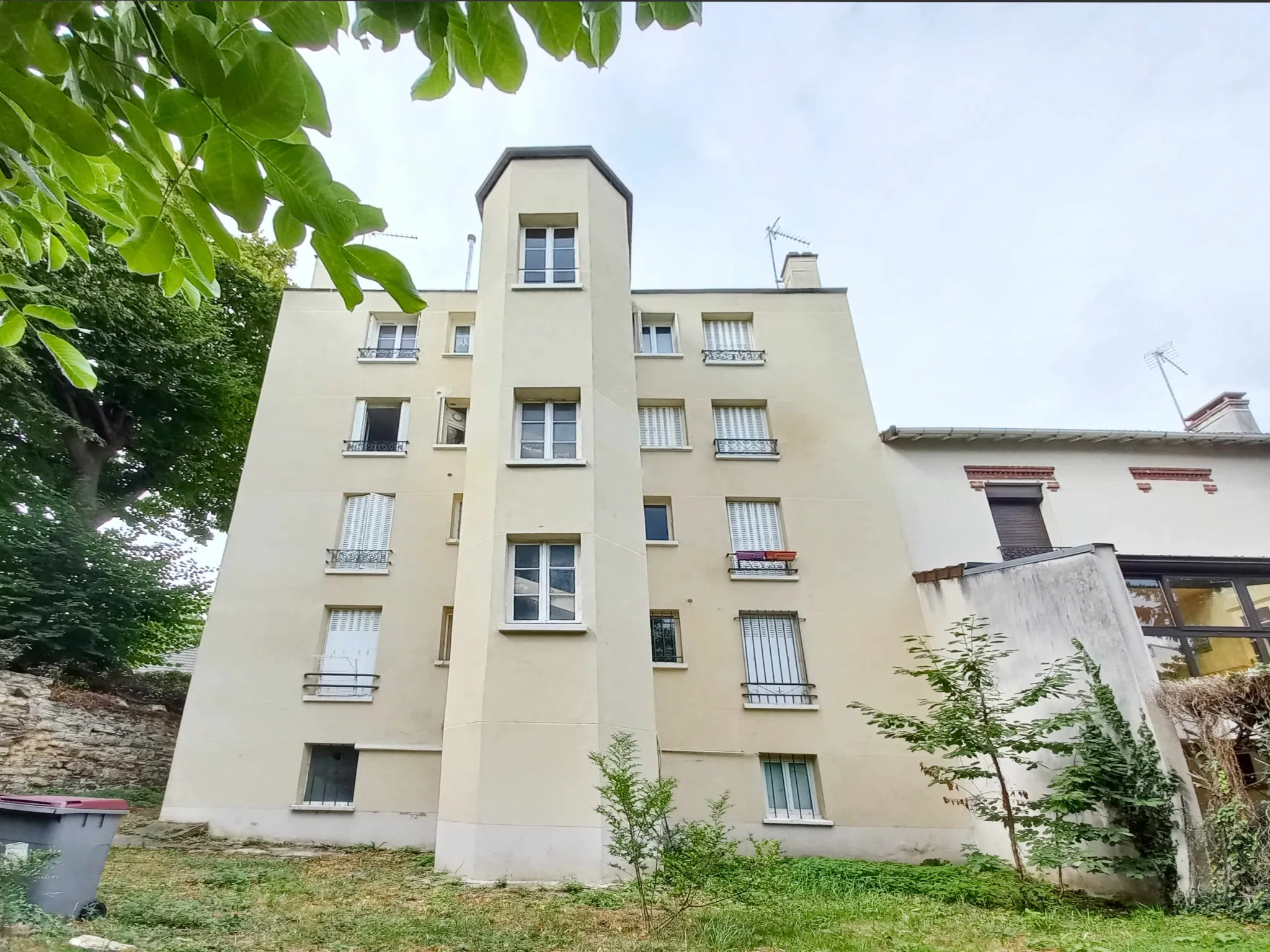 Appartement T2 avec jardin privé de 27m² à Créteil proche Marne et RER 