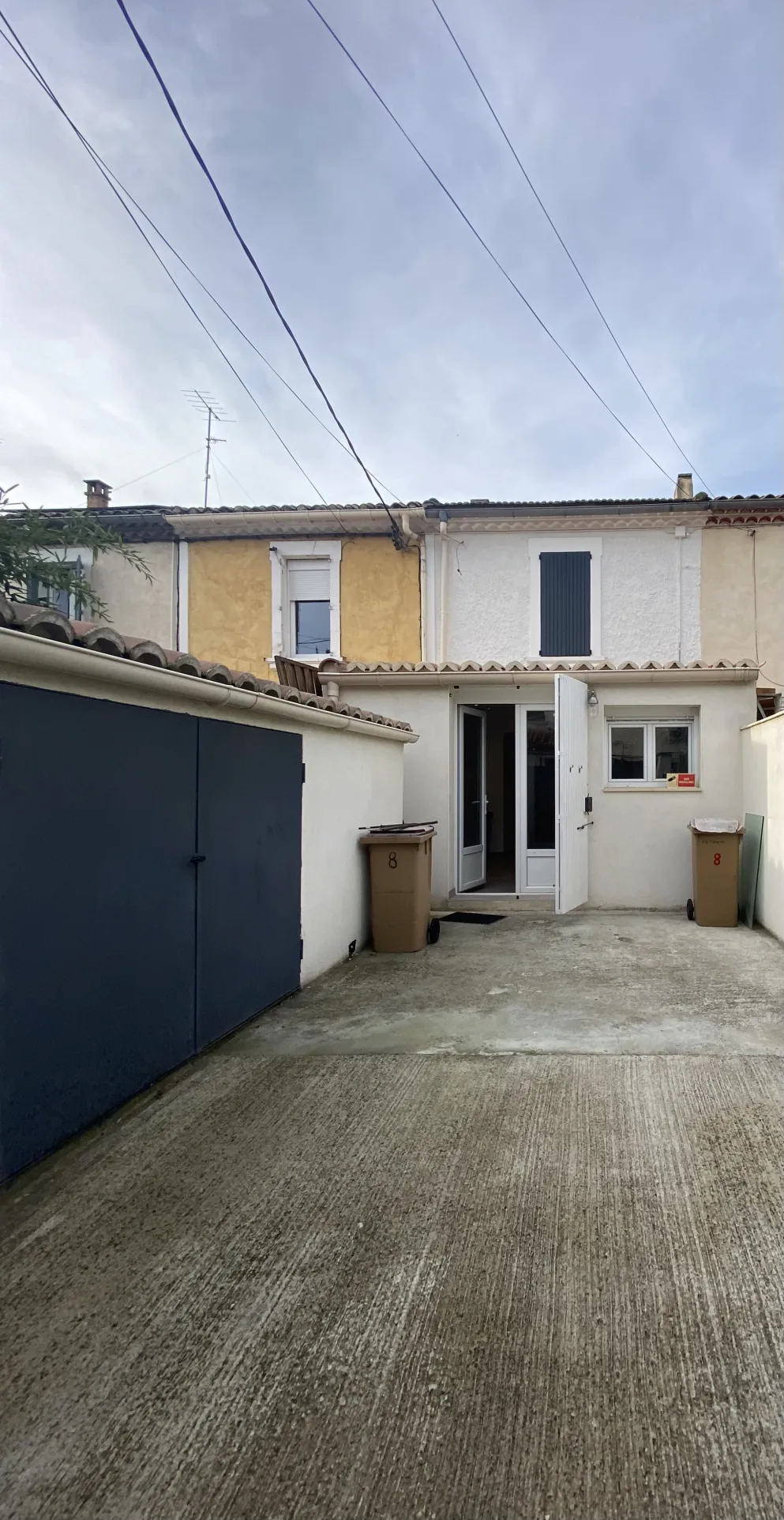 Maison rénovée de 88 m² à vendre à Avignon, secteur Rotondes avec 3 chambres 