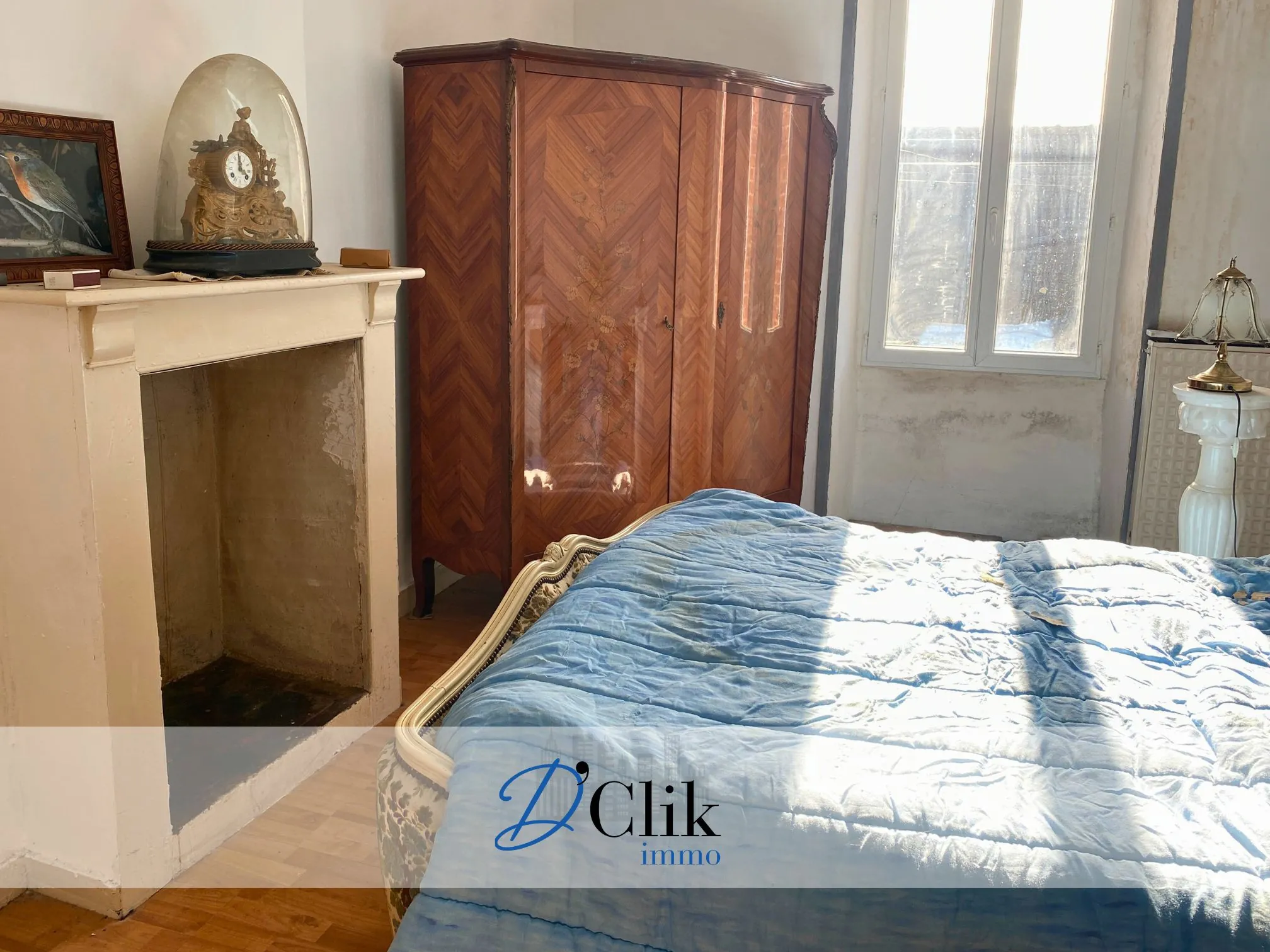 Ensemble immobilier à rénover à Laval - Maison principale et loge à réhabiliter 