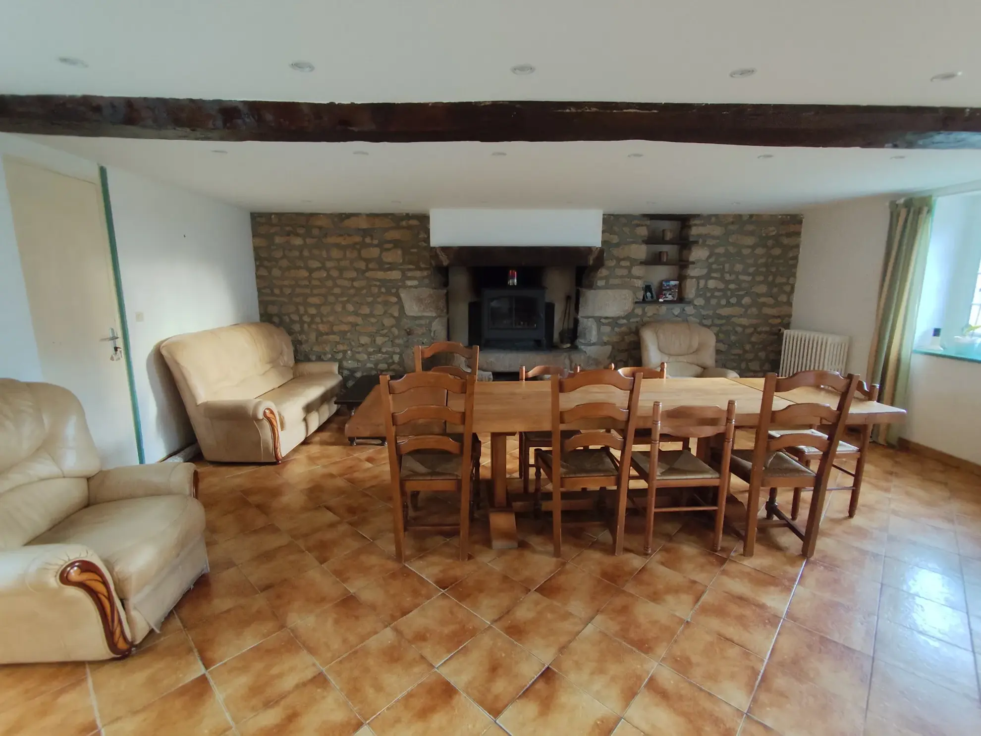 Maison à vendre à Hauterive de 140 m² avec terrain et hangar, proche d’Alençon 