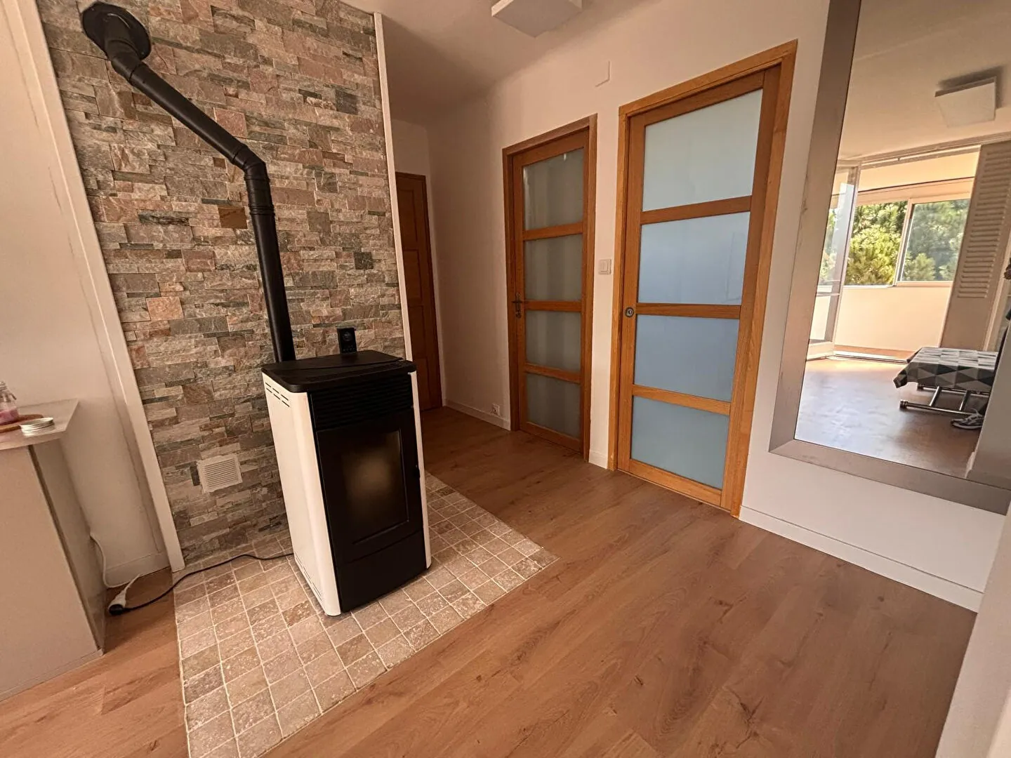 Appartement 3 pièces lumineux avec véranda à Gardanne – Dernier étage 