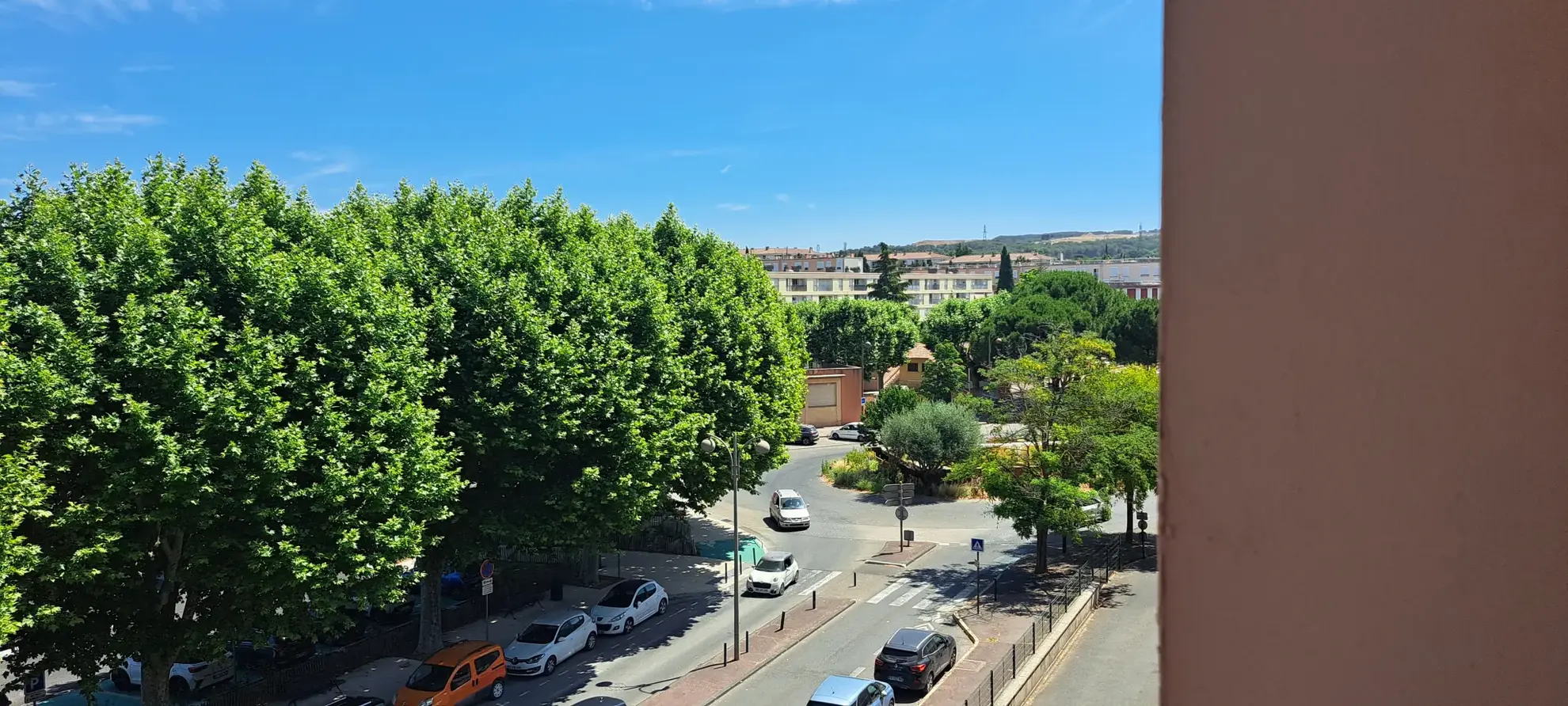 Appartement 3 pièces lumineux avec véranda à Gardanne – Dernier étage 