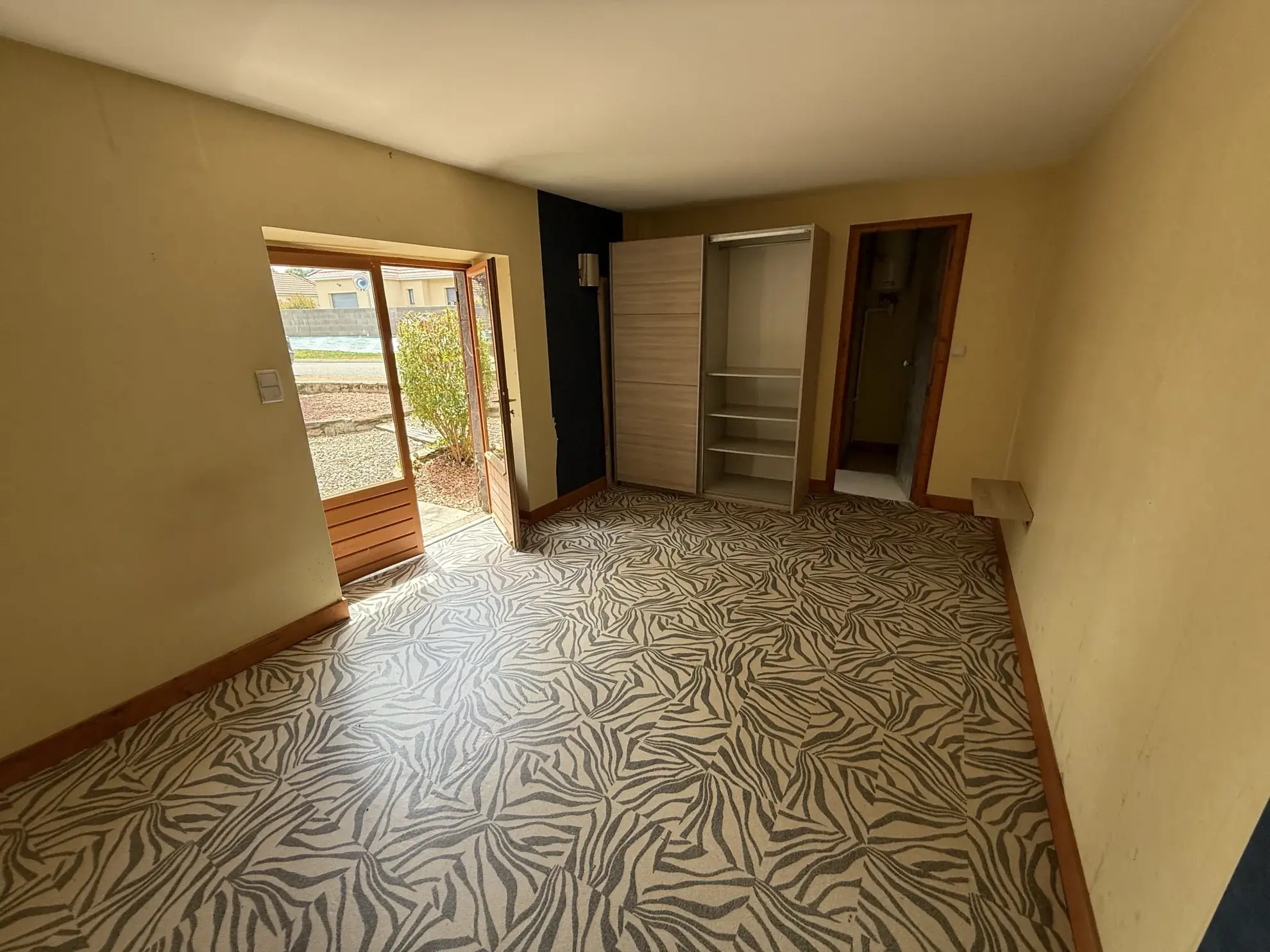 Maison familiale à vendre à St-Priest-Bramefant de 185 m² avec jardin 