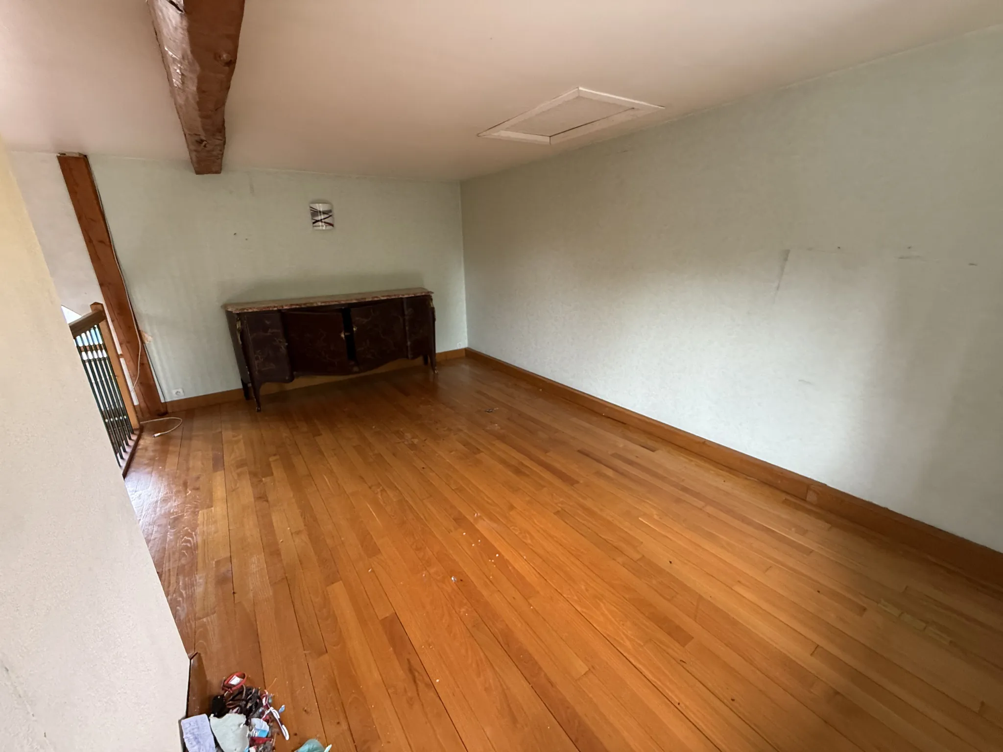 Maison familiale à vendre à St-Priest-Bramefant de 185 m² avec jardin 