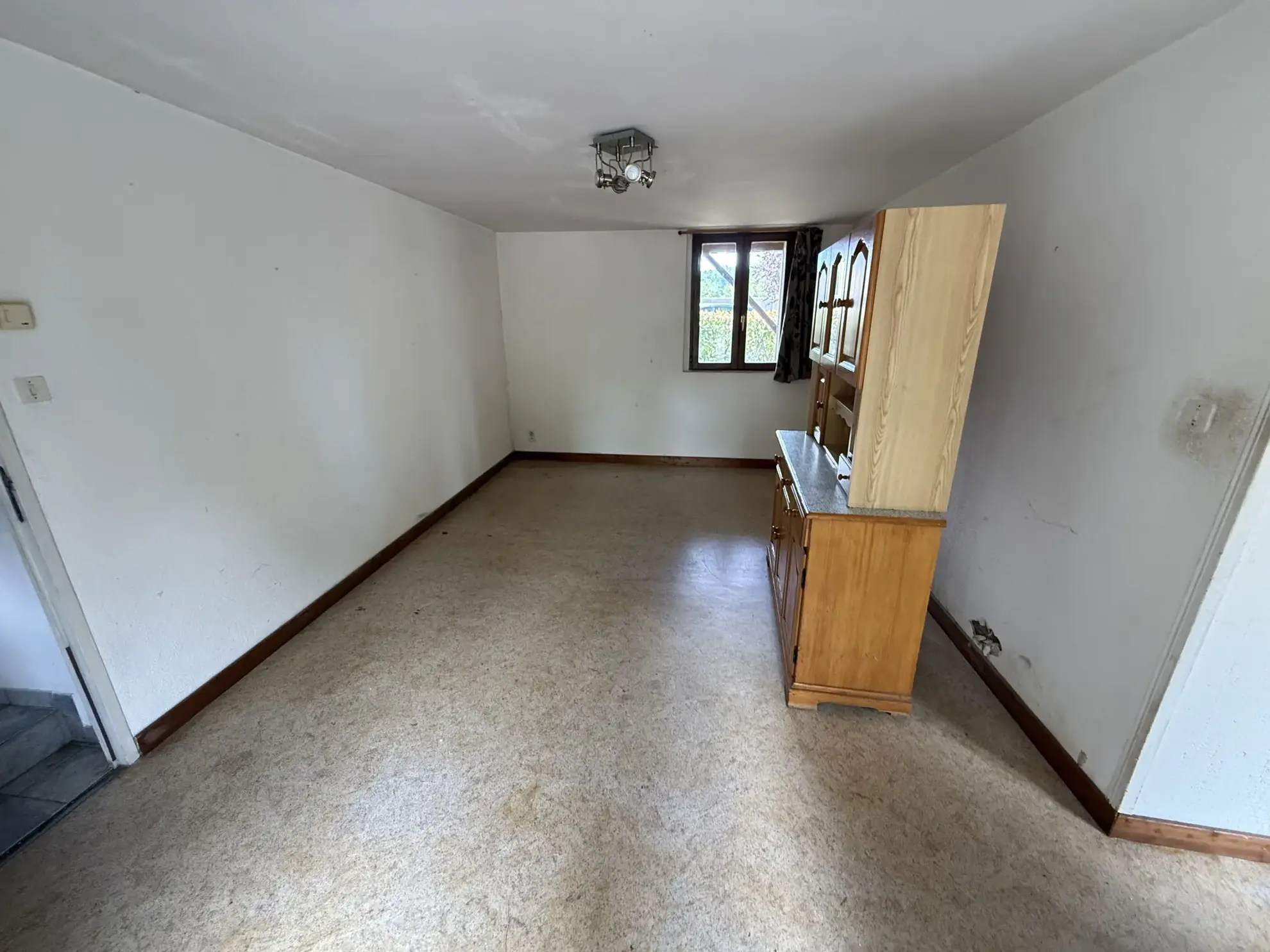 Maison familiale à vendre à St-Priest-Bramefant de 185 m² avec jardin 