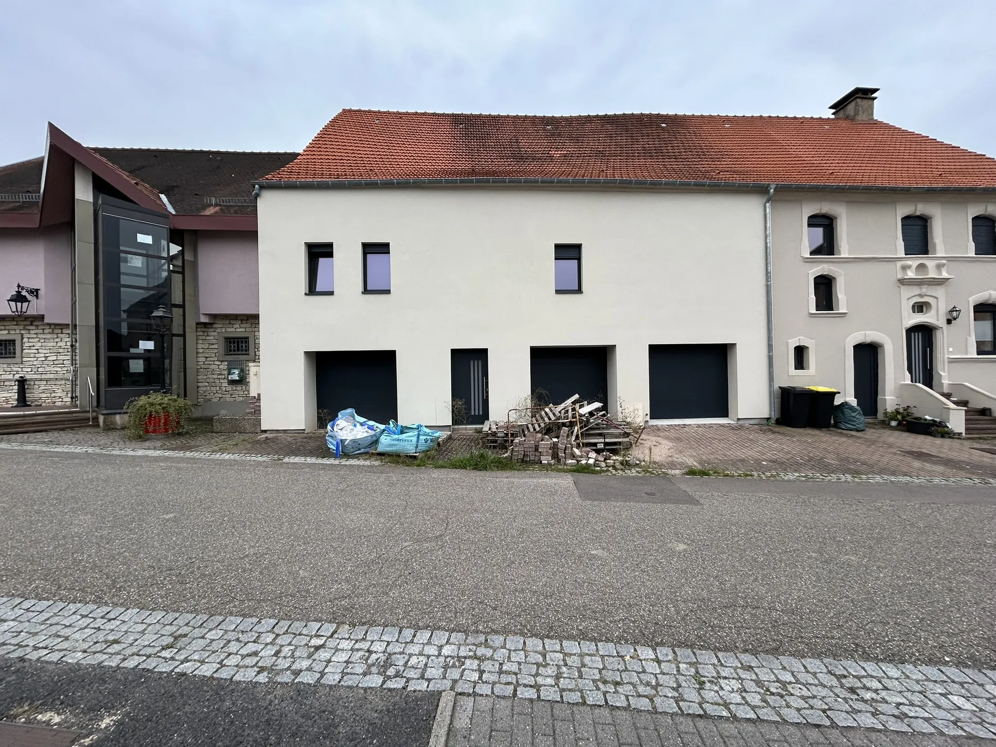 Maison à Rénover dans le Village de THEDING – 130m² avec Terrasses
