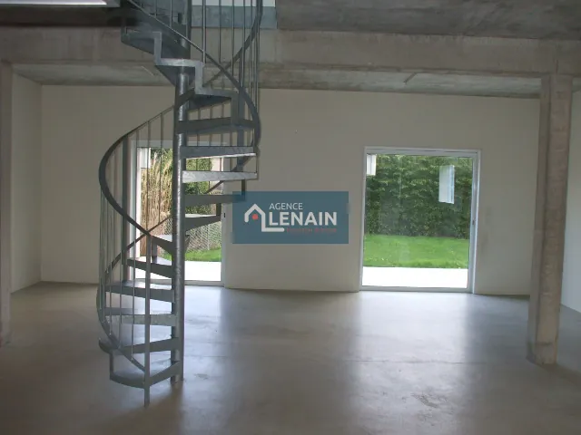 Maison 148 m² avec terrasse et terrain clos à Beaurepaire 