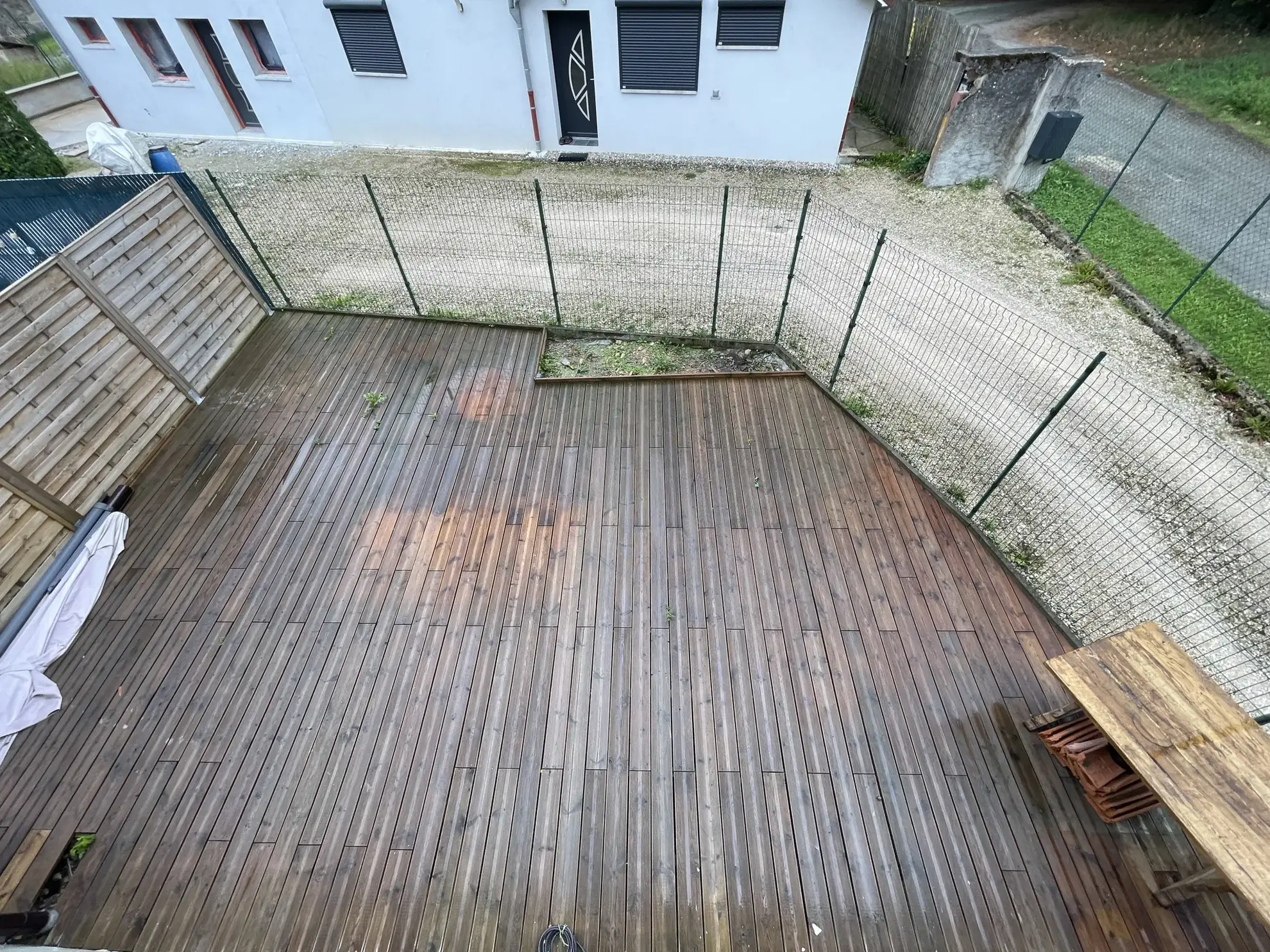 Charmante maison rénovée de 135 m² à Rougemont-le-Château avec terrasse et 4 chambres 