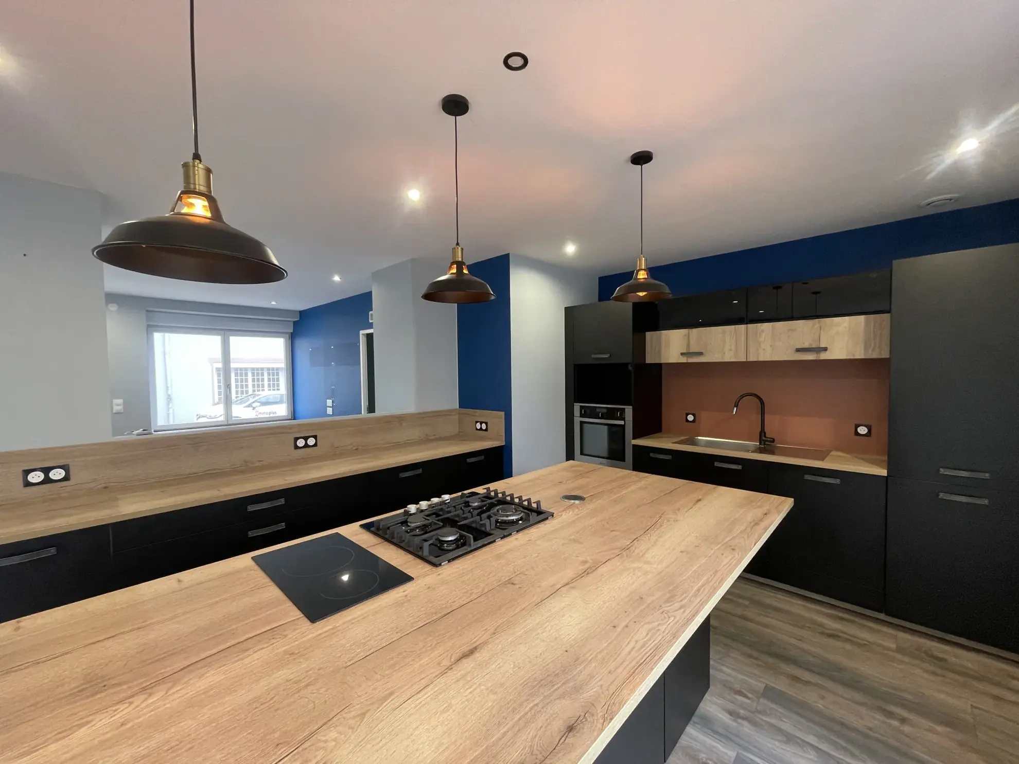 Charmante maison rénovée de 135 m² à Rougemont-le-Château avec terrasse et 4 chambres 