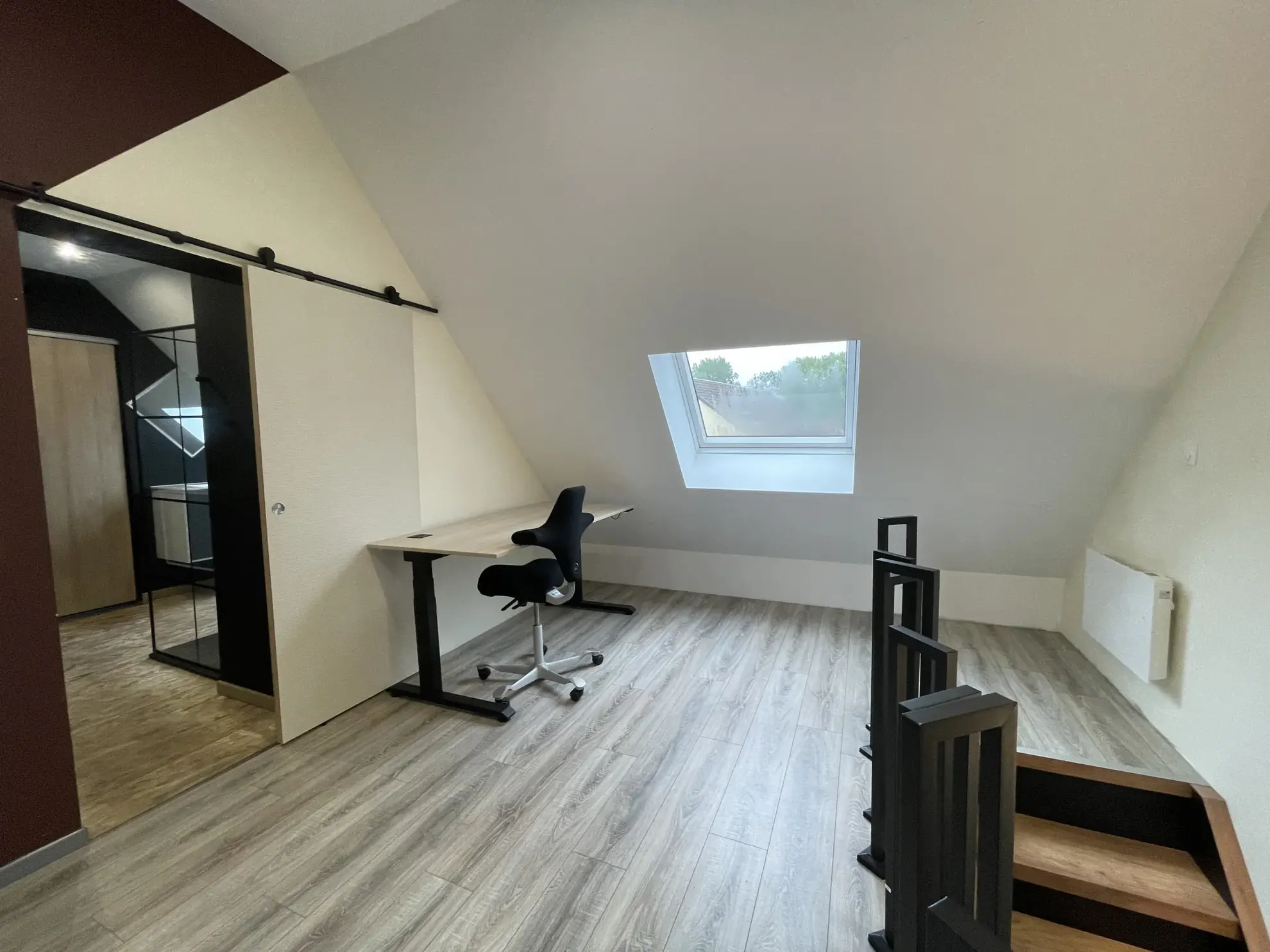 Charmante maison rénovée de 135 m² à Rougemont-le-Château avec terrasse et 4 chambres 