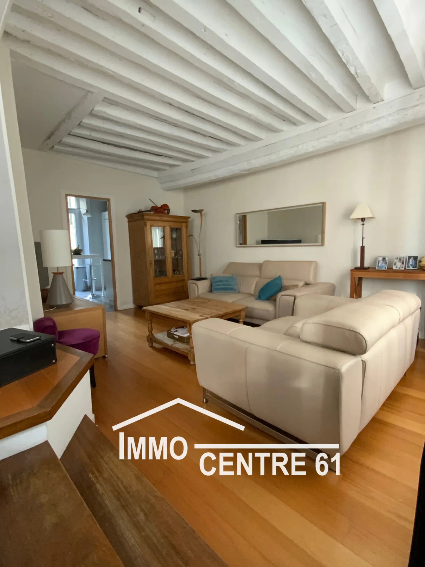 Immeuble mixte en centre-ville de La Ferté Macé à vendre à 159 000 € 