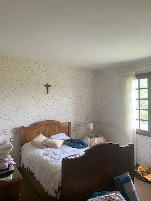 Belle villa F5 à Ledignan avec potentiel d'aménagement sur terrain de 1200 m² 