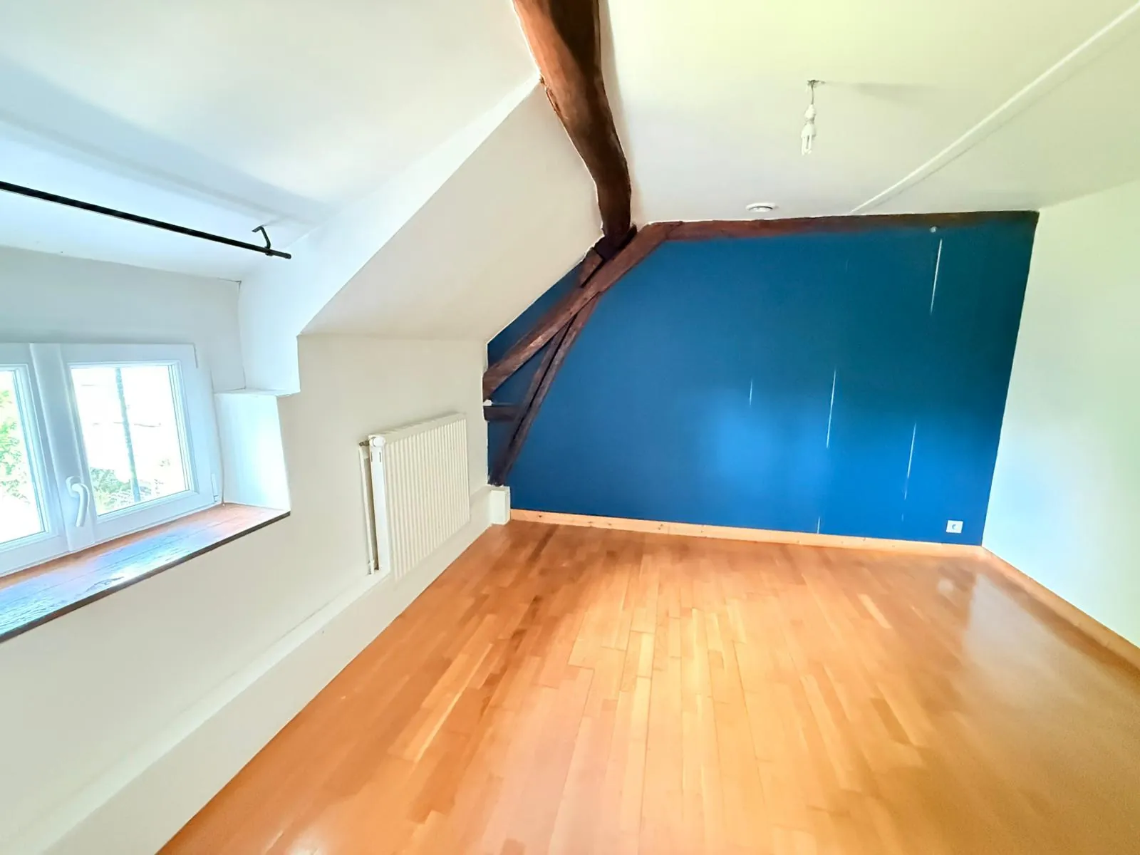 Maison de campagne à Angerville avec jardin, garage et cachet authentique 