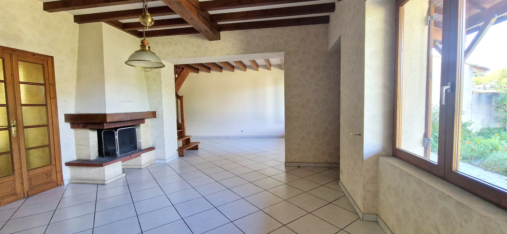 Maison à vendre proche du centre-ville de Marmande avec jardin et garages