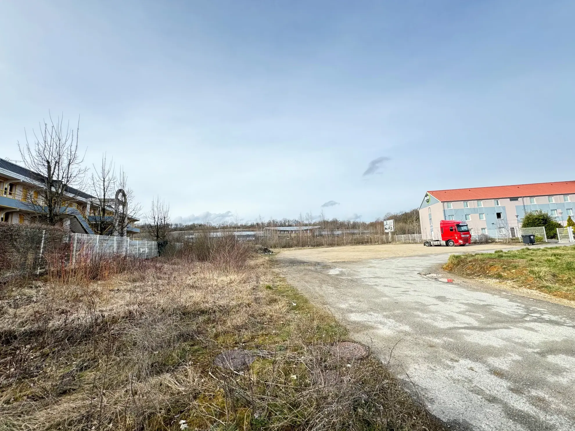 Terrain constructible commercial à Belfort de 27,44 ares dans la zone ZAC de la Justice 