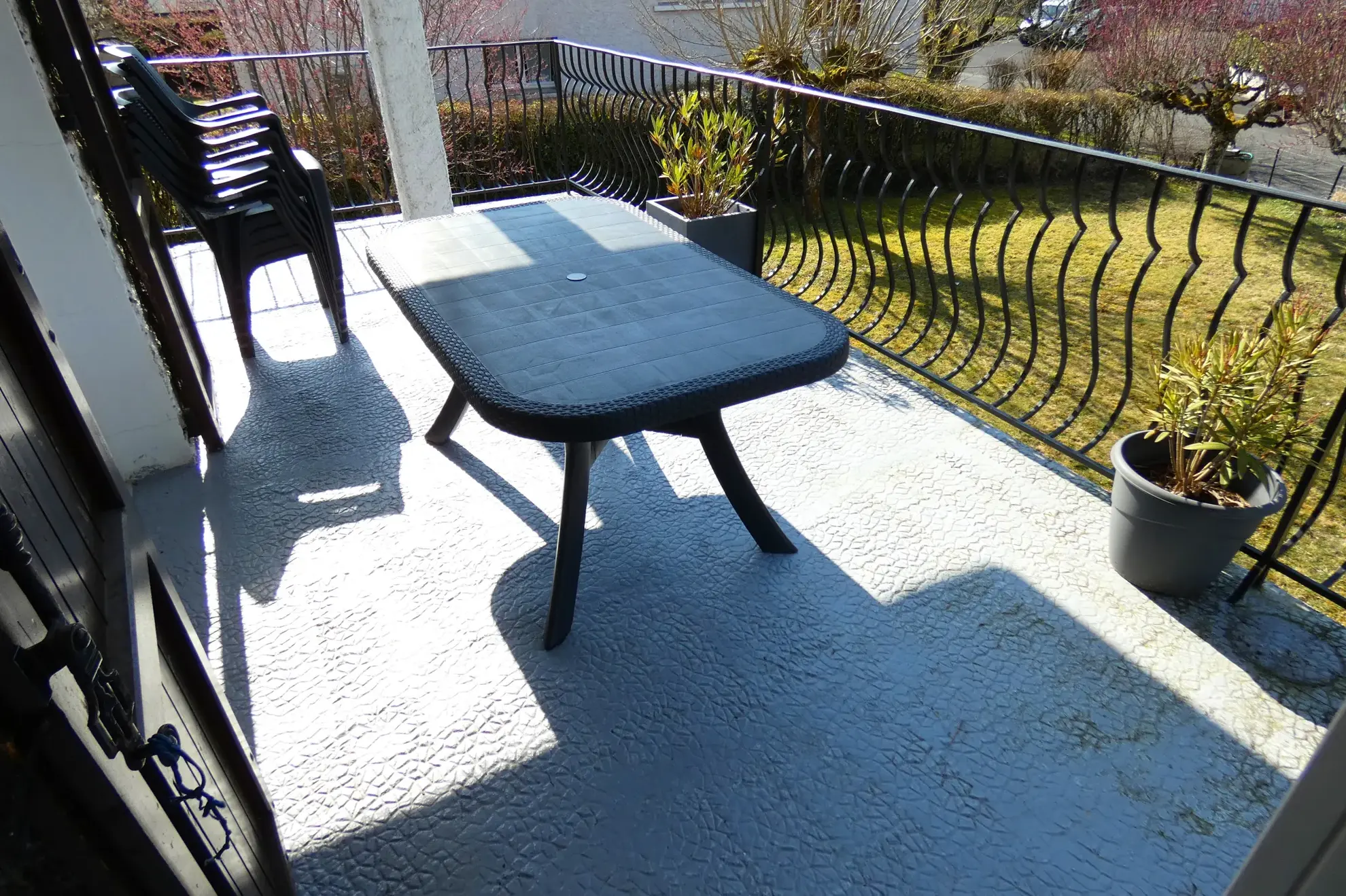 Maison de 4 chambres à Arpajon sur Cère, proche toutes commodités 