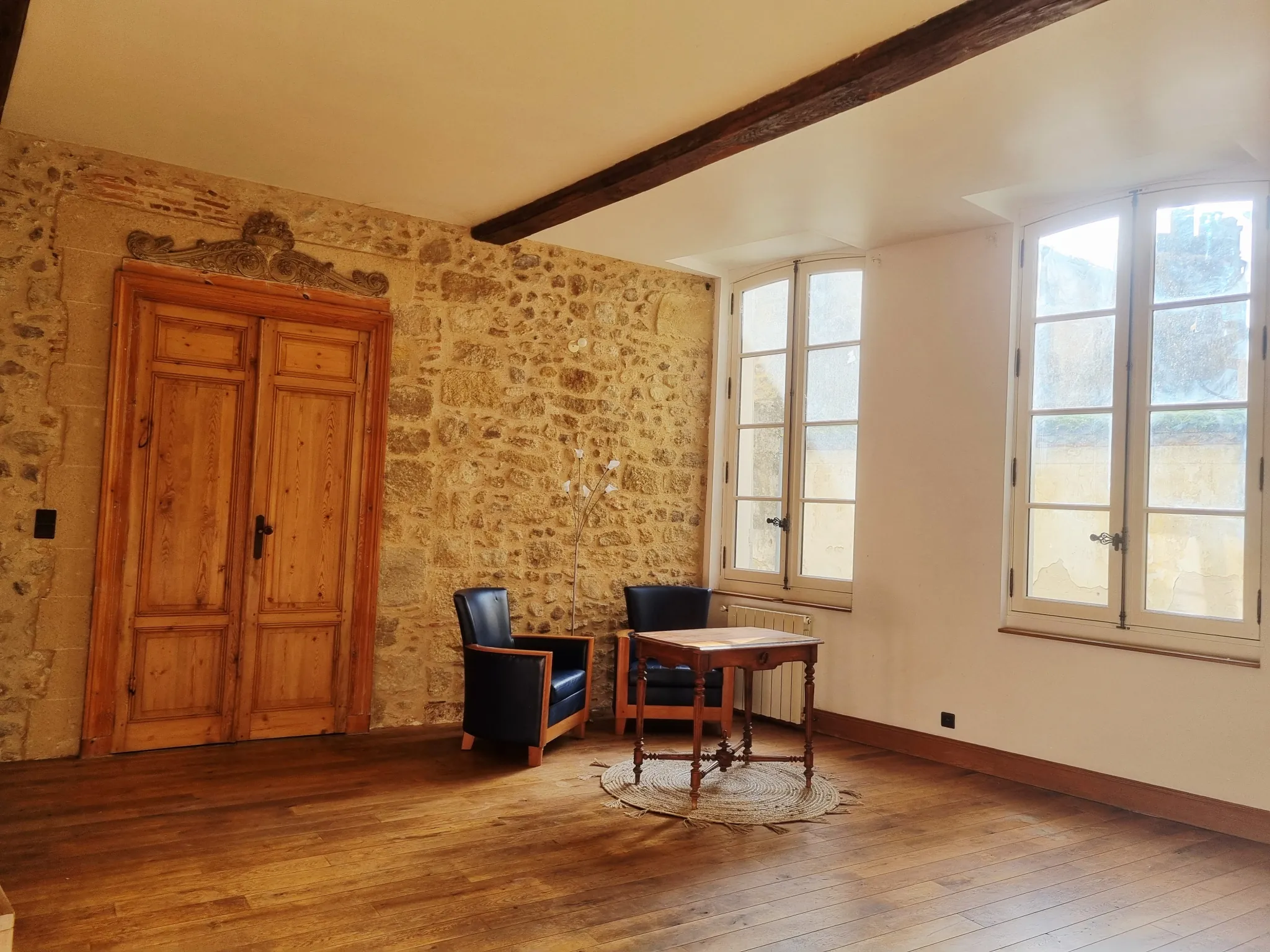 Appartement en pierre de 68 m² à Bazas proche de la cathédrale 