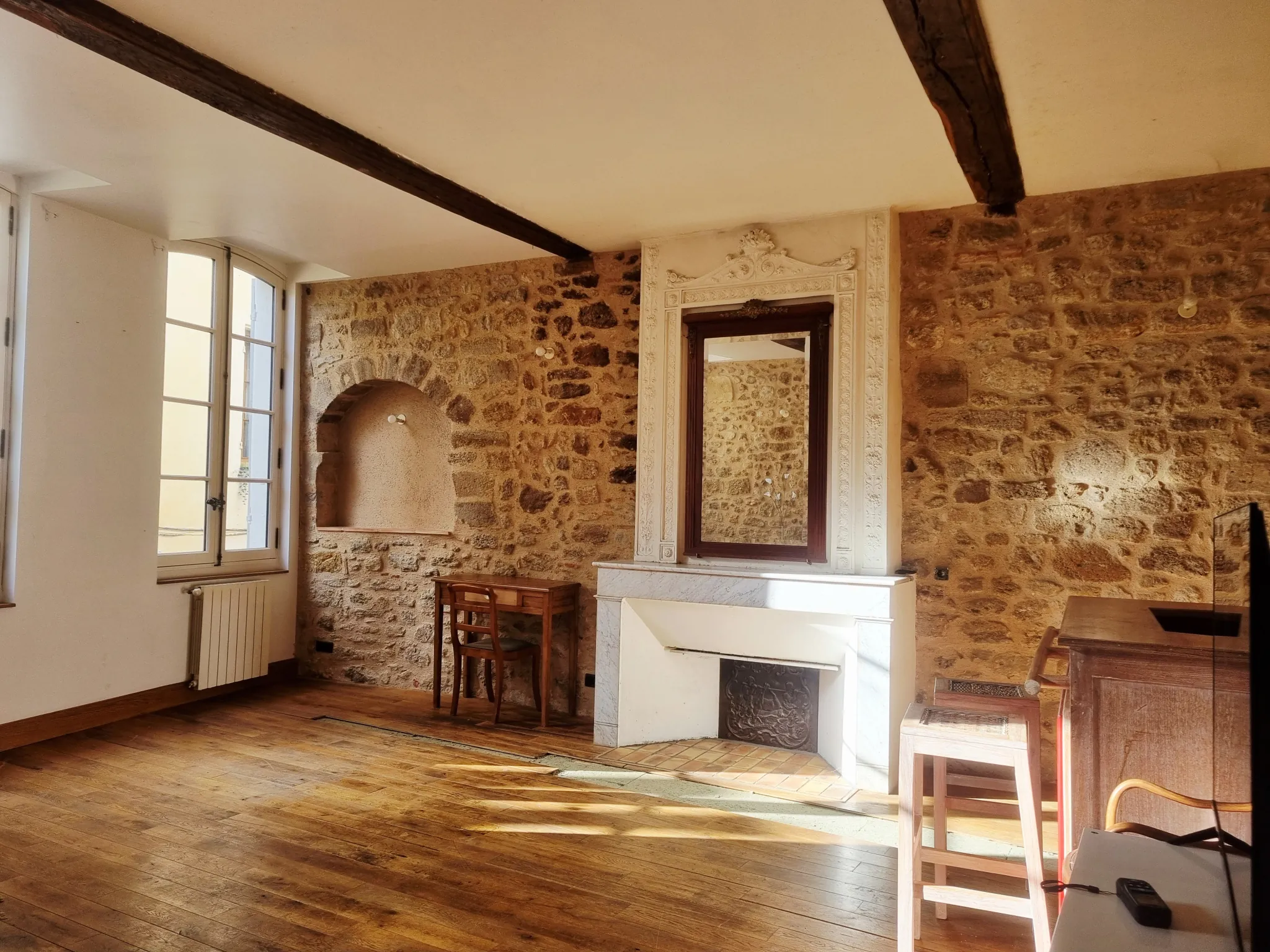 Appartement en pierre de 68 m² à Bazas proche de la cathédrale 