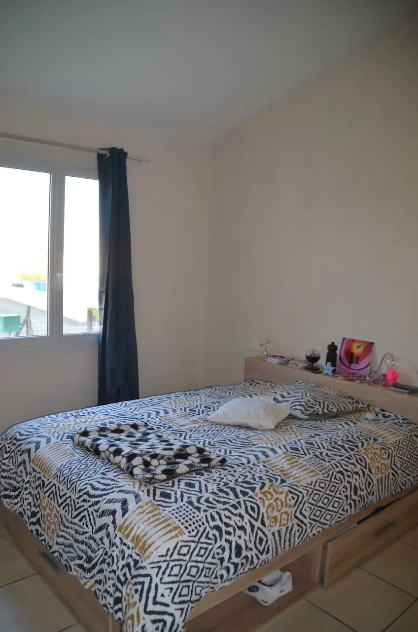 Charmante maison de 99 m² avec grand garage et jardin à Saint Jean d'Hermine 