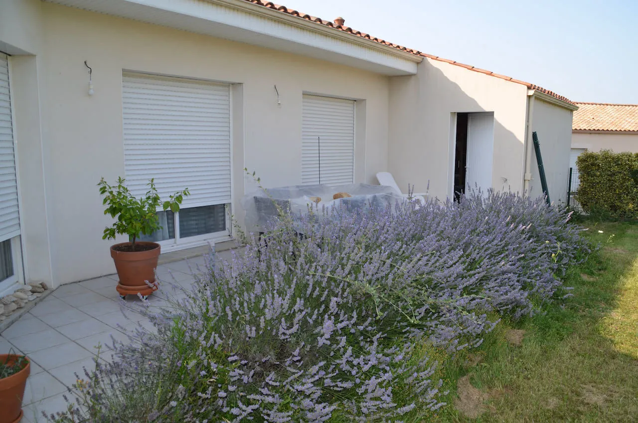 Charmante maison de 99 m² avec grand garage et jardin à Saint Jean d'Hermine 