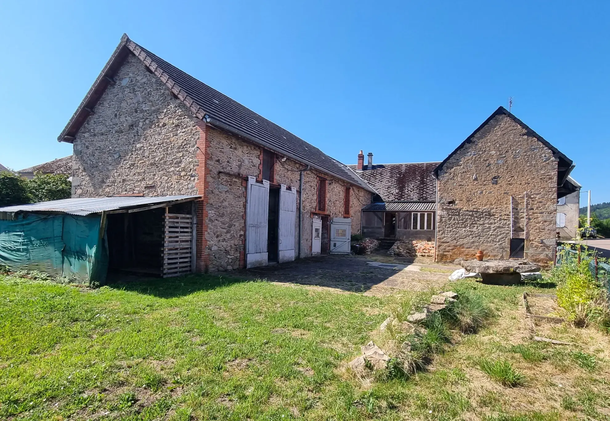 Maison de village à finir de rénover en Morvan - 55 000 euros