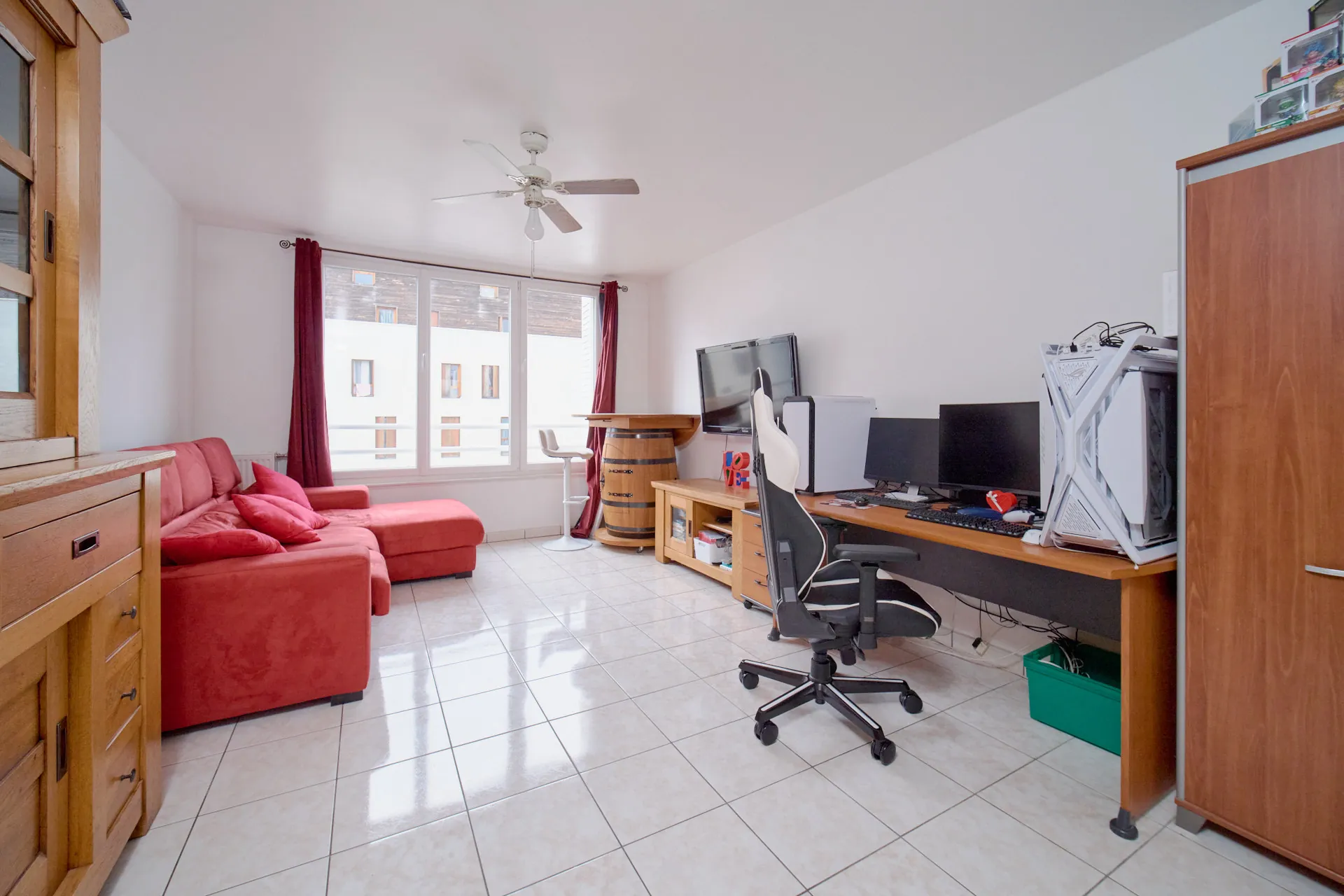 Appartement T3 à vendre à Lyon avec garage double et vue dégagée 