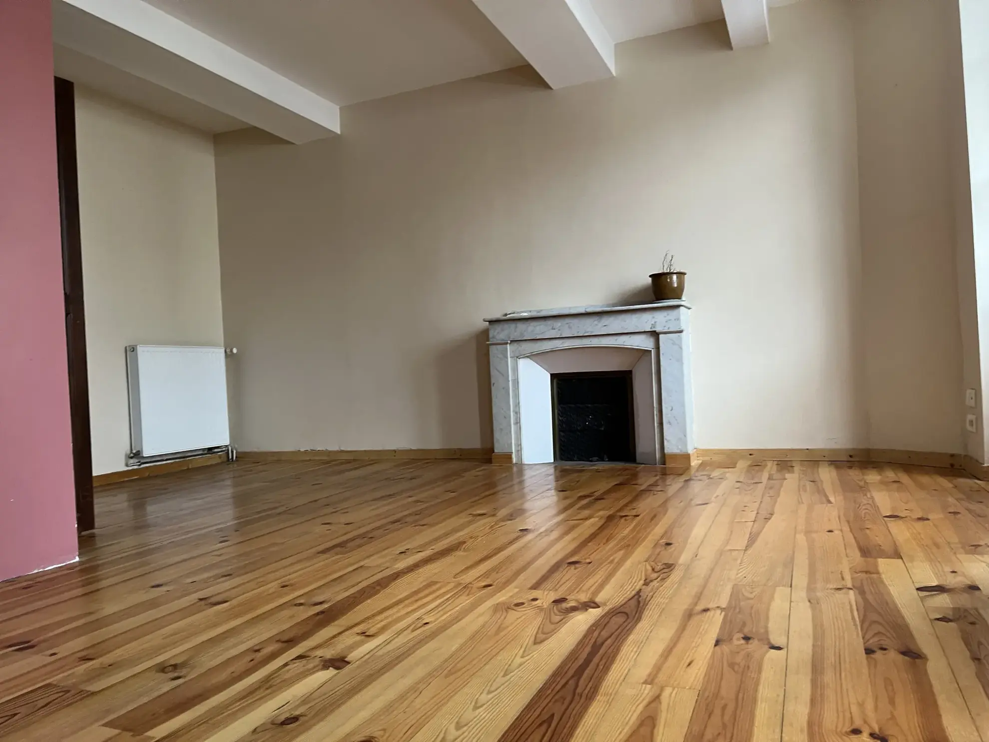 Grande maison de ville avec 4 chambres et combles à Lézignan-Corbières 