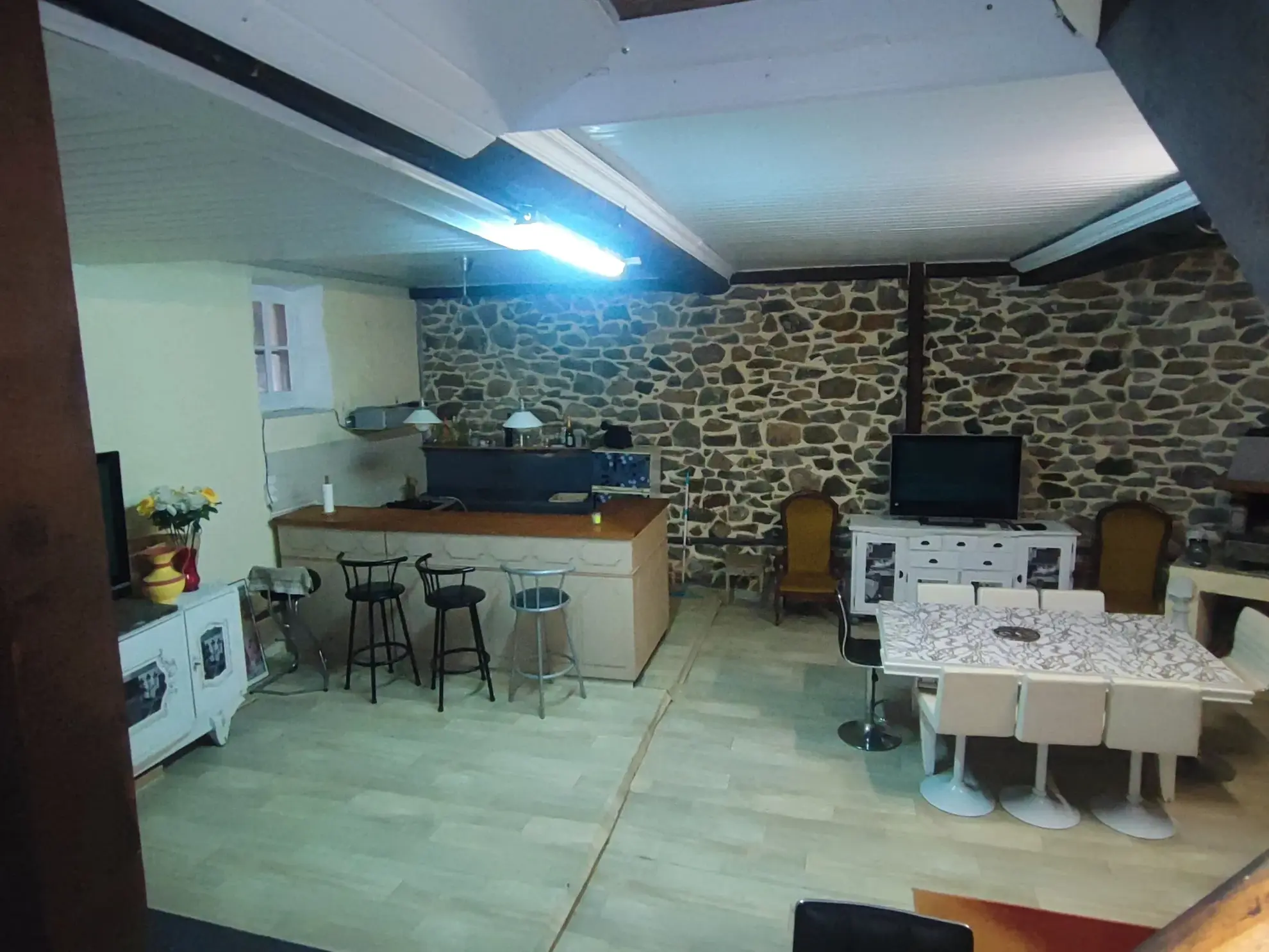 Belle maison de village avec extérieur à La Redorte, Minervois 