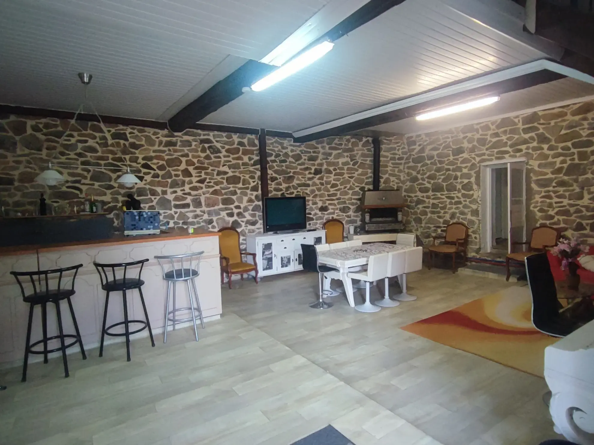 Belle maison de village avec extérieur à La Redorte, Minervois 