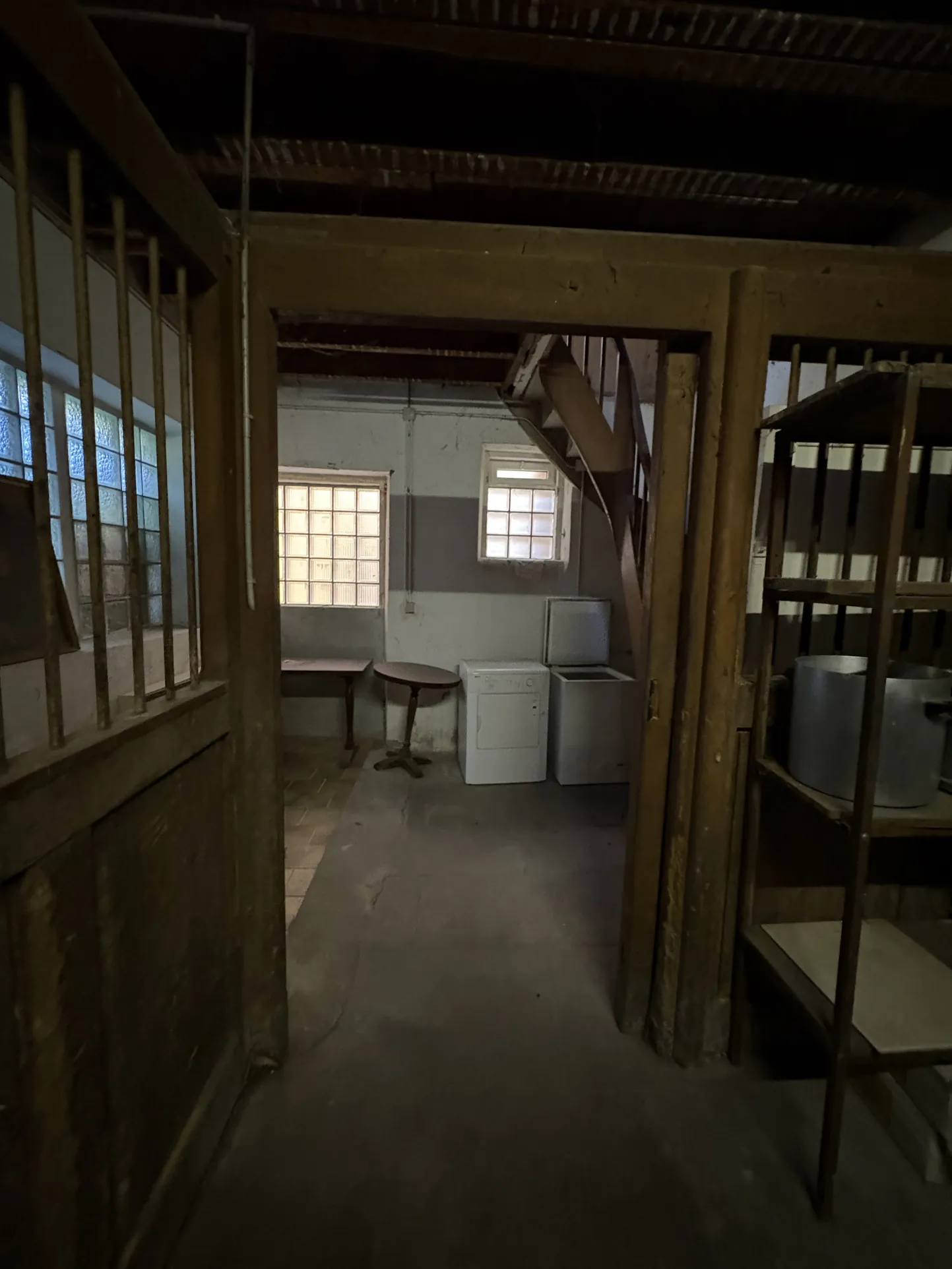 Maison de ville en pierre à Langon avec dépendances proche commodités 