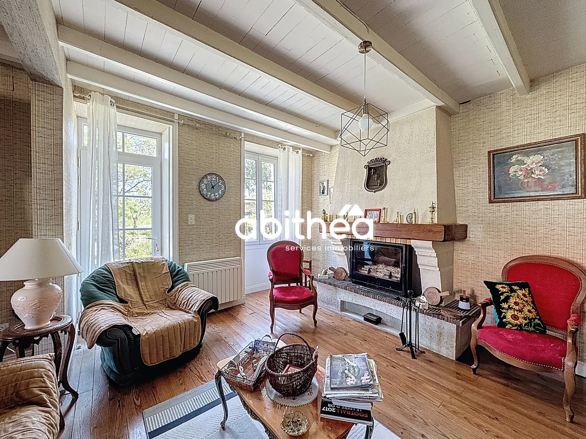 Maison familiale de 182 m2 à Cognac avec dépendance et jardin paisible