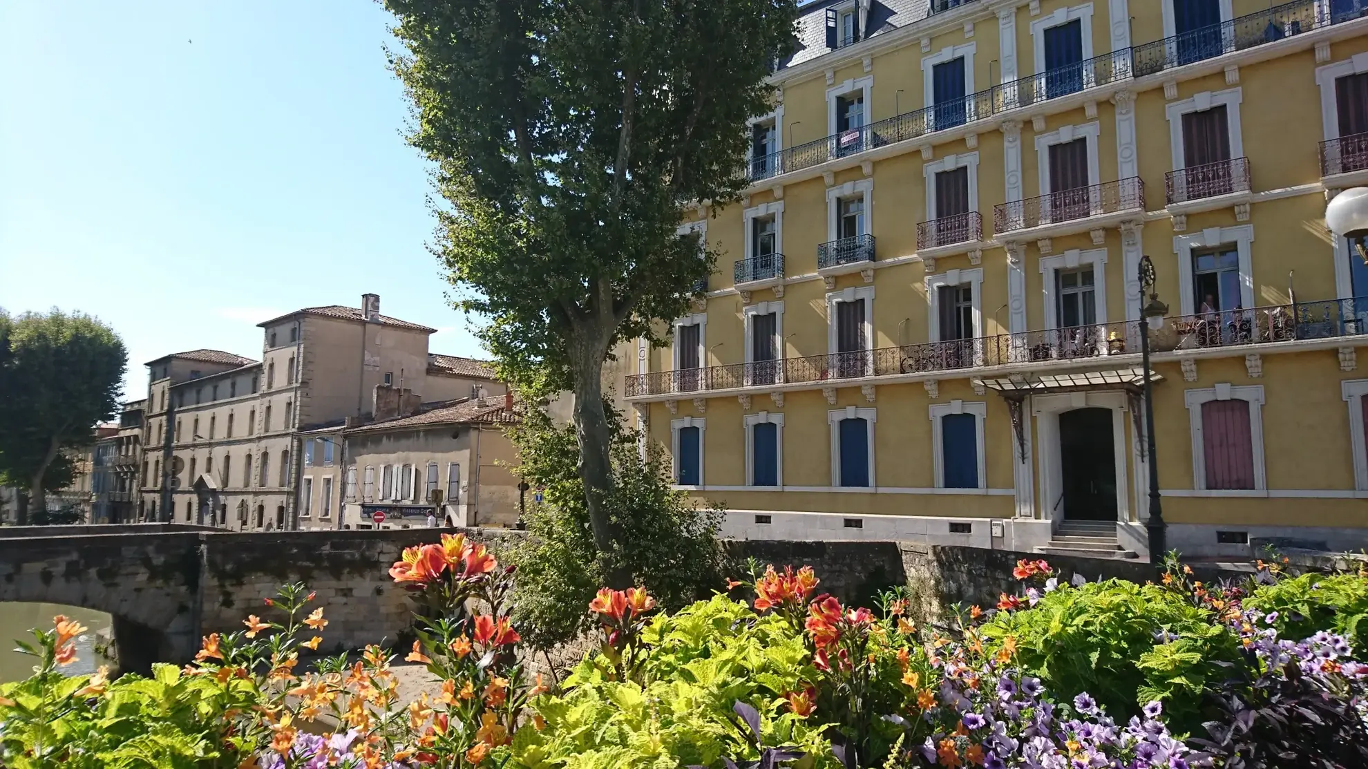 Bel appartement T2 de 45 m² au dernier étage avec ascenseur à Narbonne