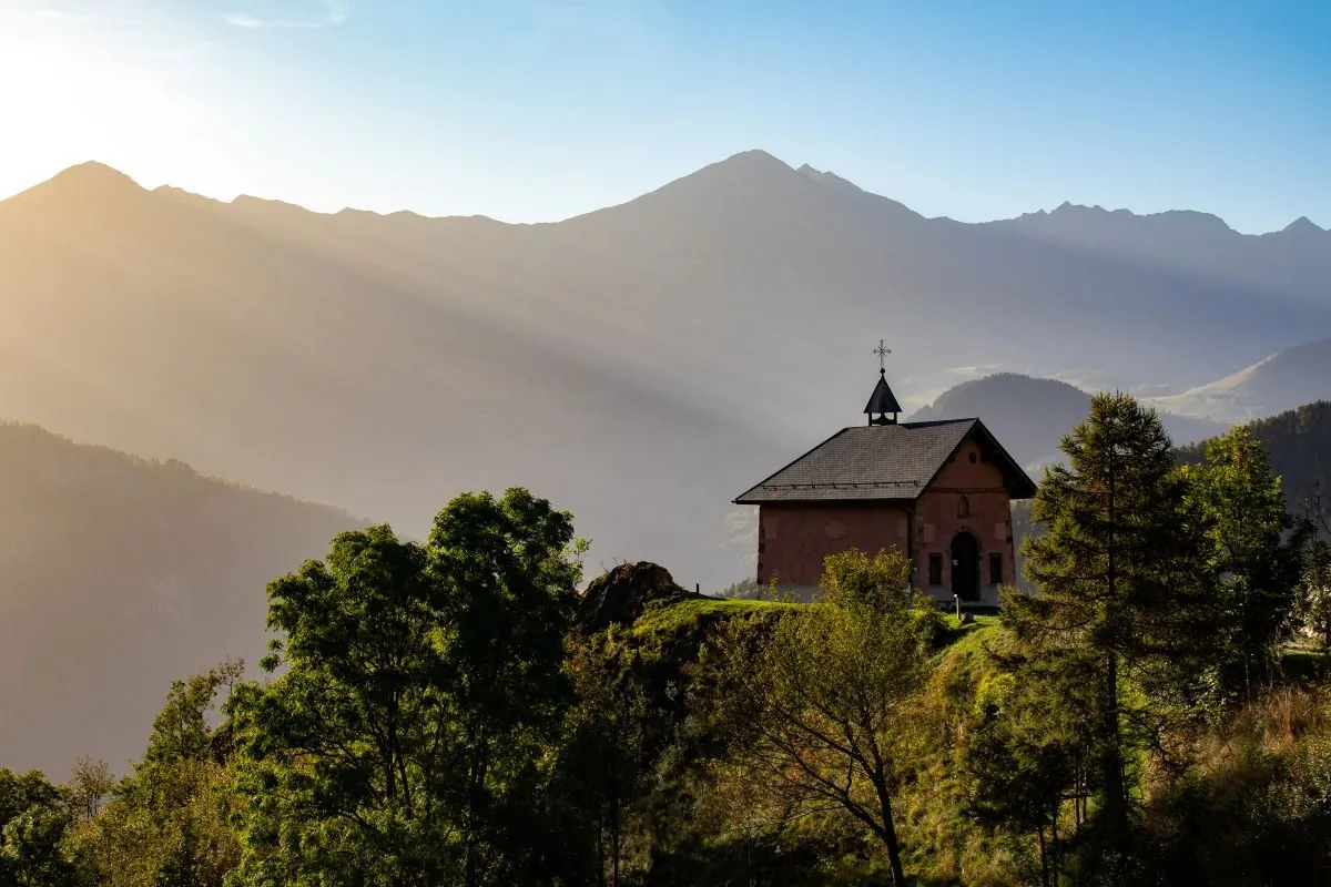 Terrain à vendre à Jarrier avec vue sur les Aiguilles d'Arves - Le Bergust