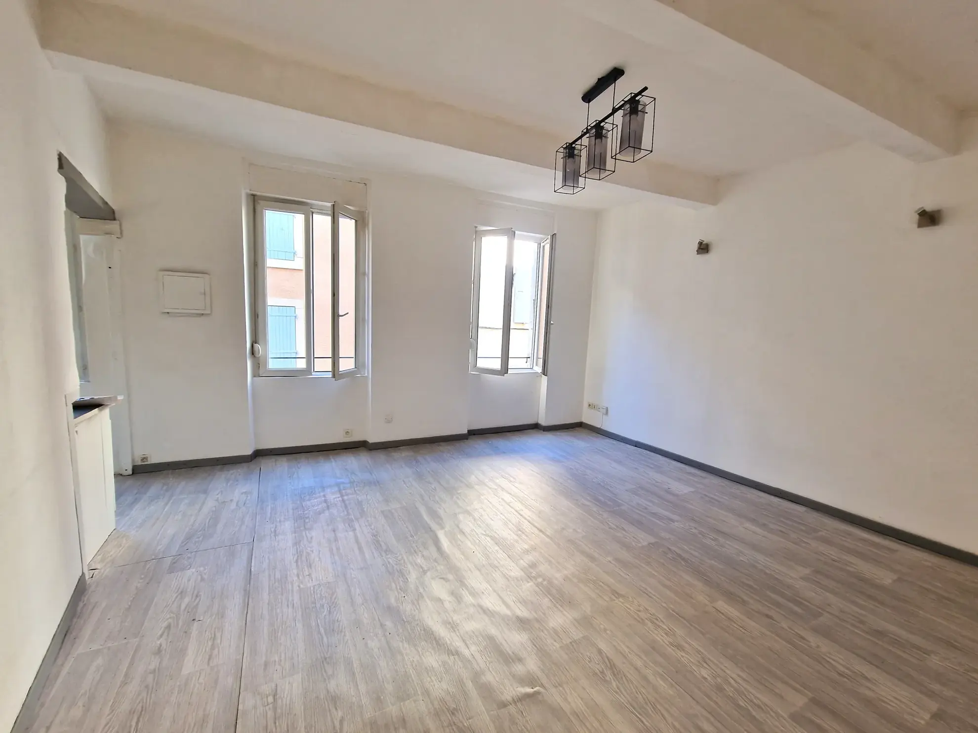 Immeuble de rapport à Montélimar - 4 logements T2 avec climatisation 