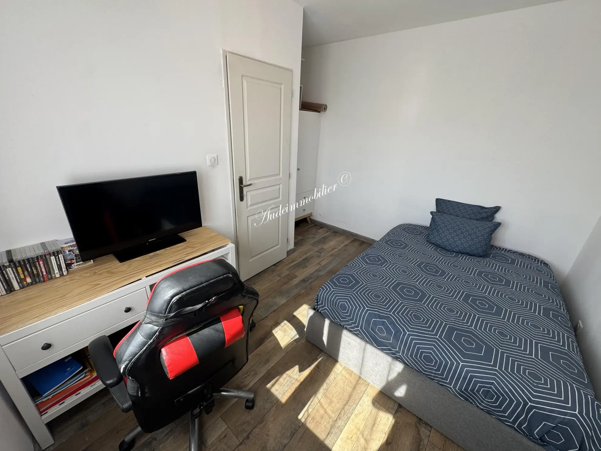 Maison récente de plain-pied avec jardin et garage près de Limoux 