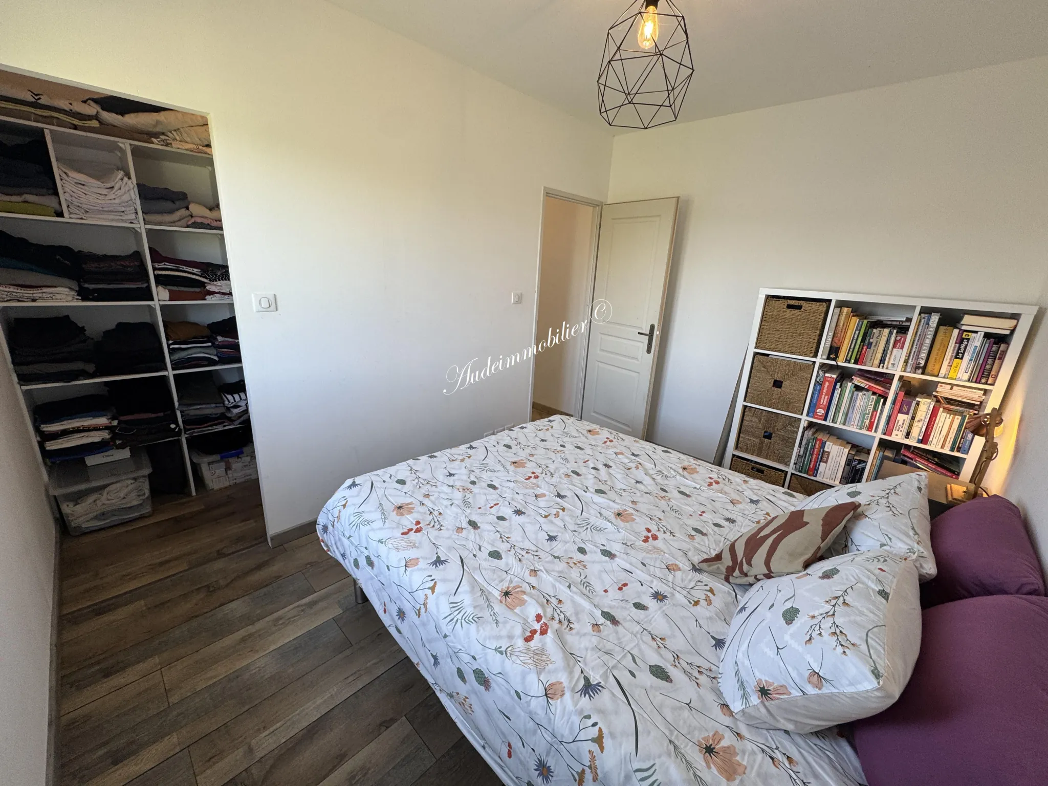 Maison récente de plain-pied avec jardin et garage près de Limoux 