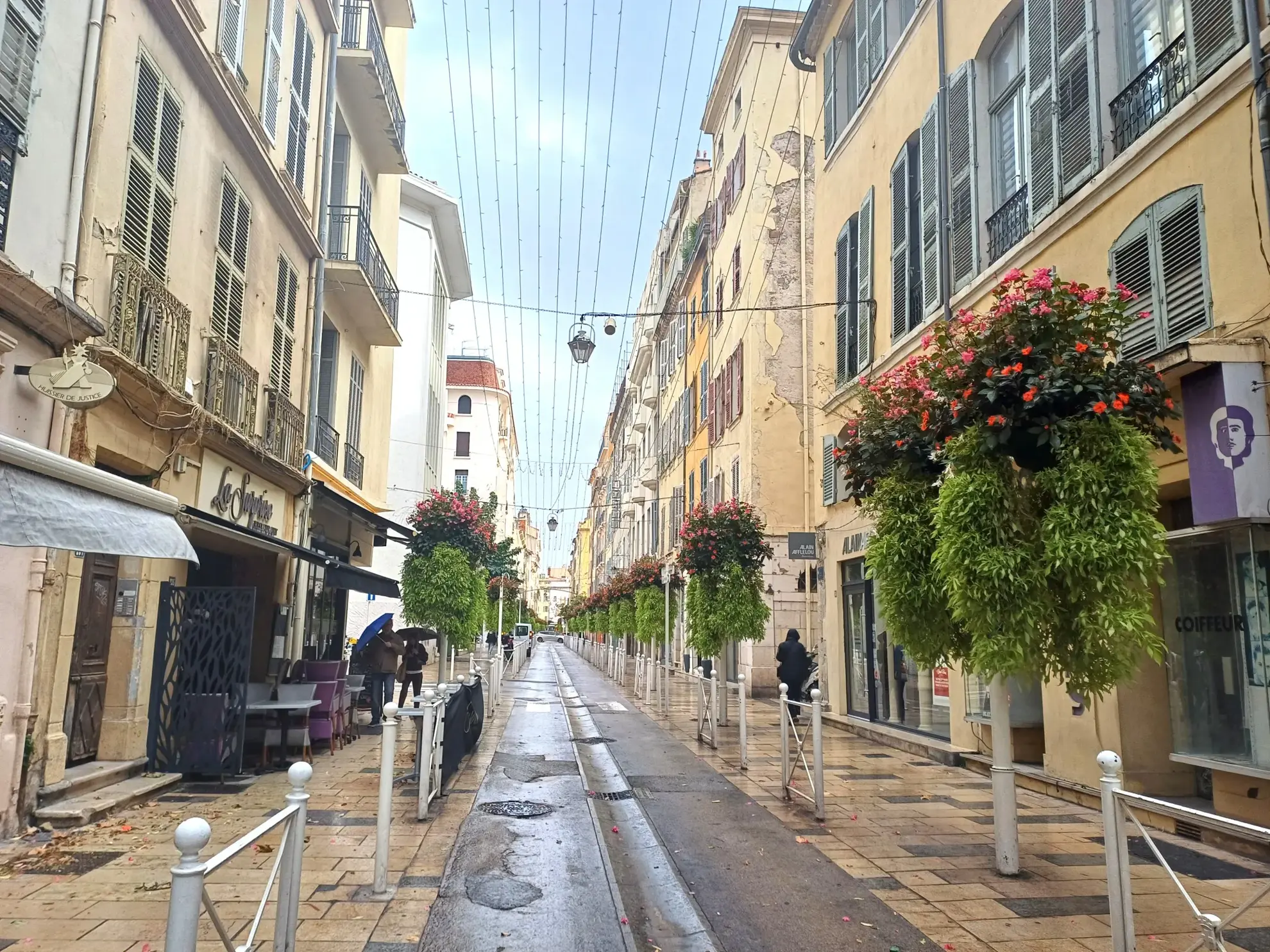 Vente d’un local commercial de 14 m² à Toulon, emplacement privilégié