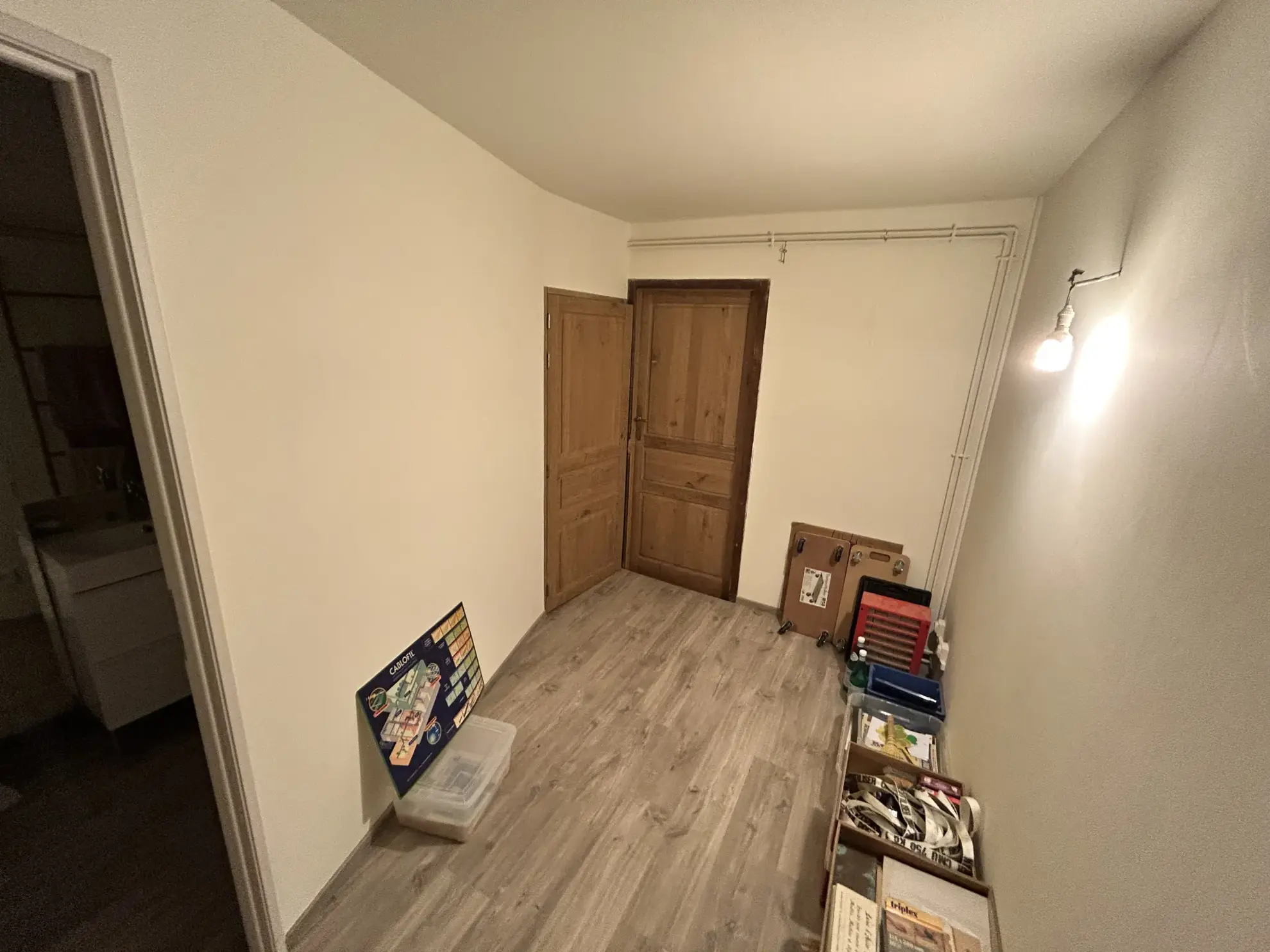 Maison de village avec grange à Montbard, proche gare TGV, à rénover 