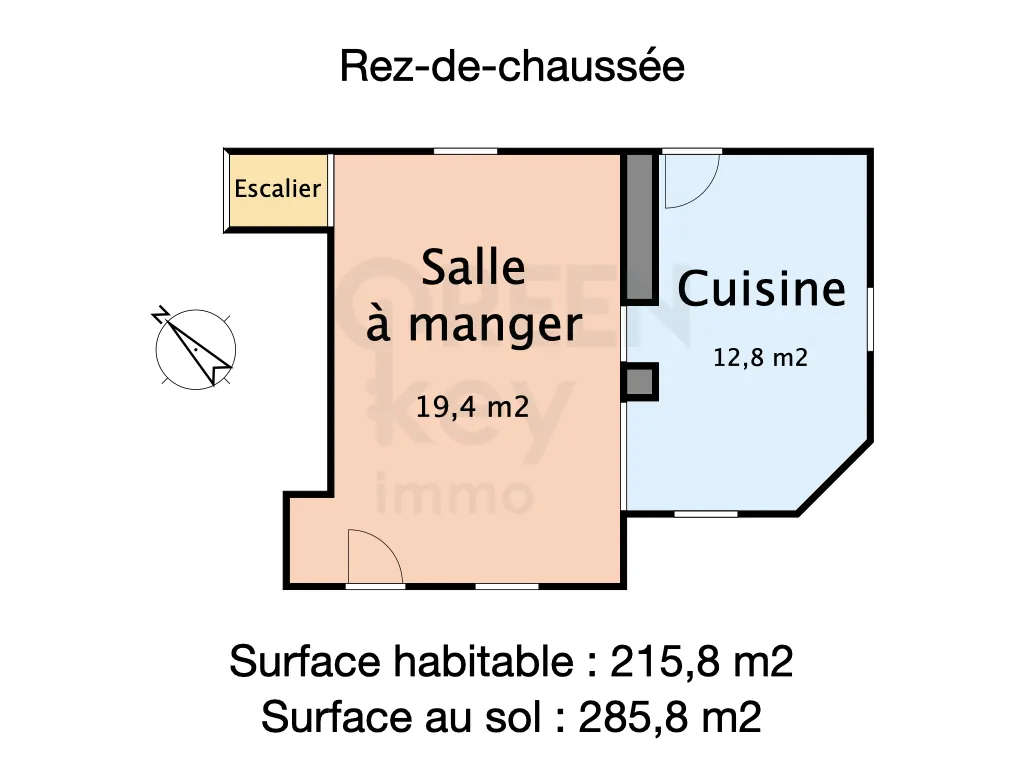 Maison de 215 m² avec piscine et grand terrain à Saint-Martin-des-Champs (89170) 
