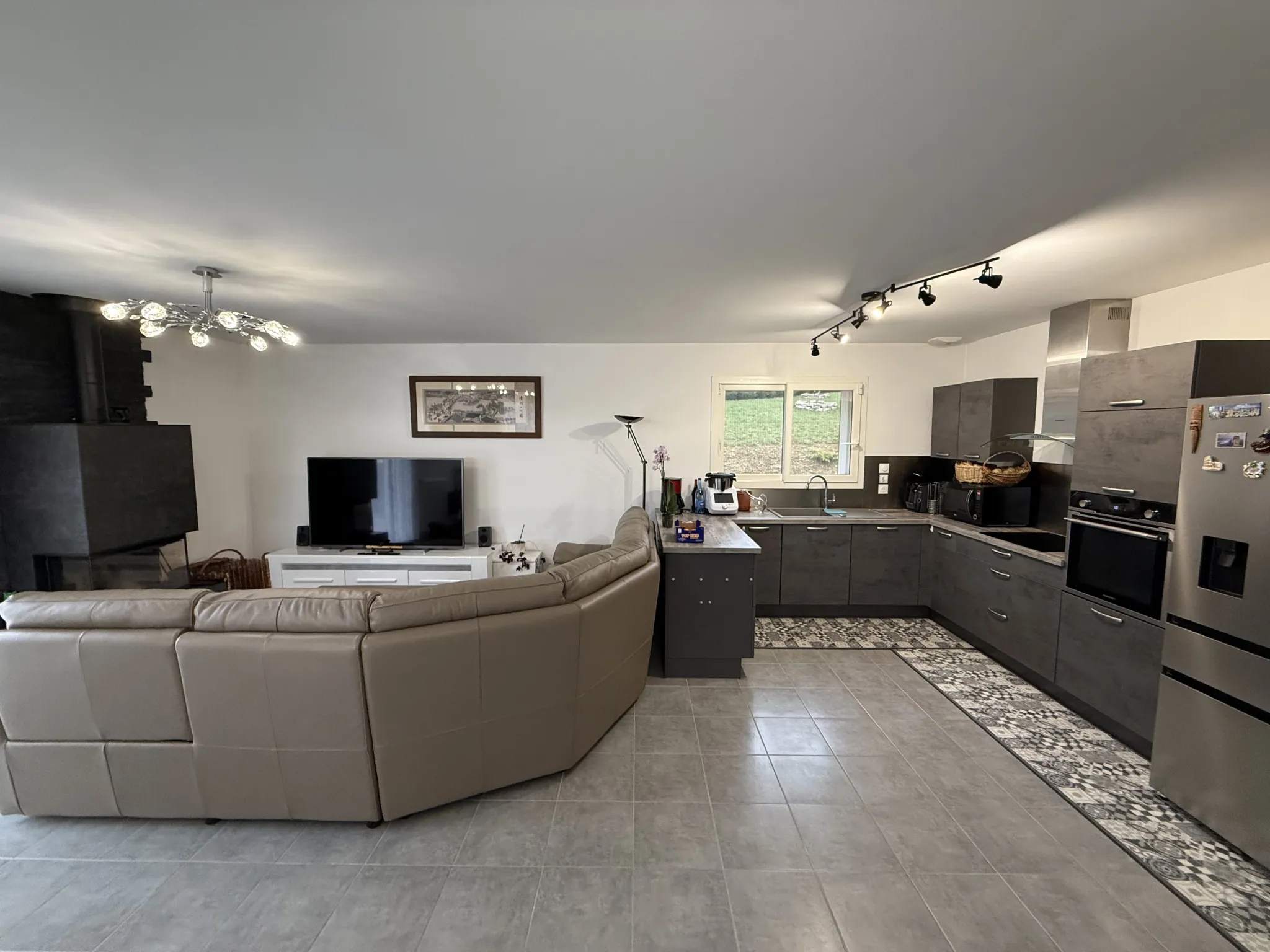 Maison récente de 3 chambres avec grand terrain, proche Montbard - Construction 2018 