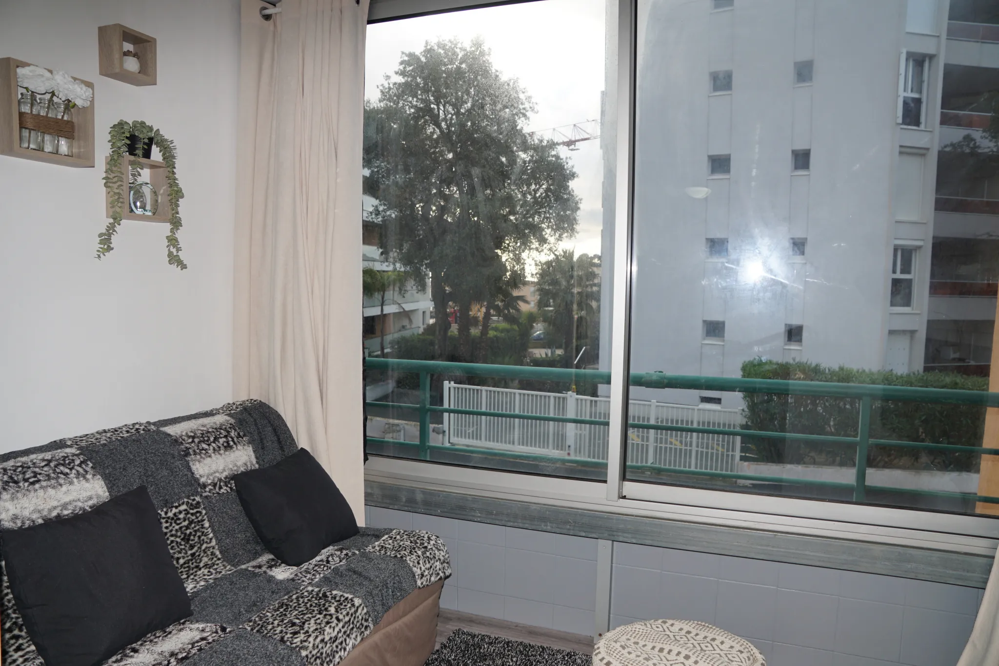 Appartement de 28 m² avec parking et terrasse à Cavalaire-sur-Mer 