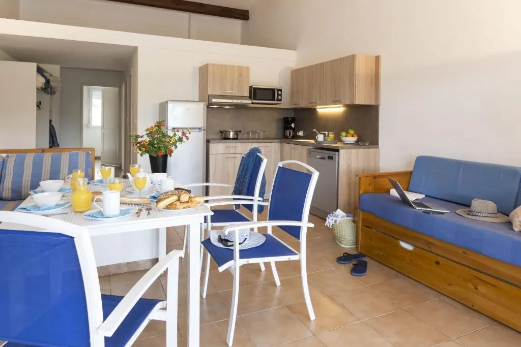 Investissement immobilier en résidence touristique à Sartène - Appartement avec terrasse et grande piscine 