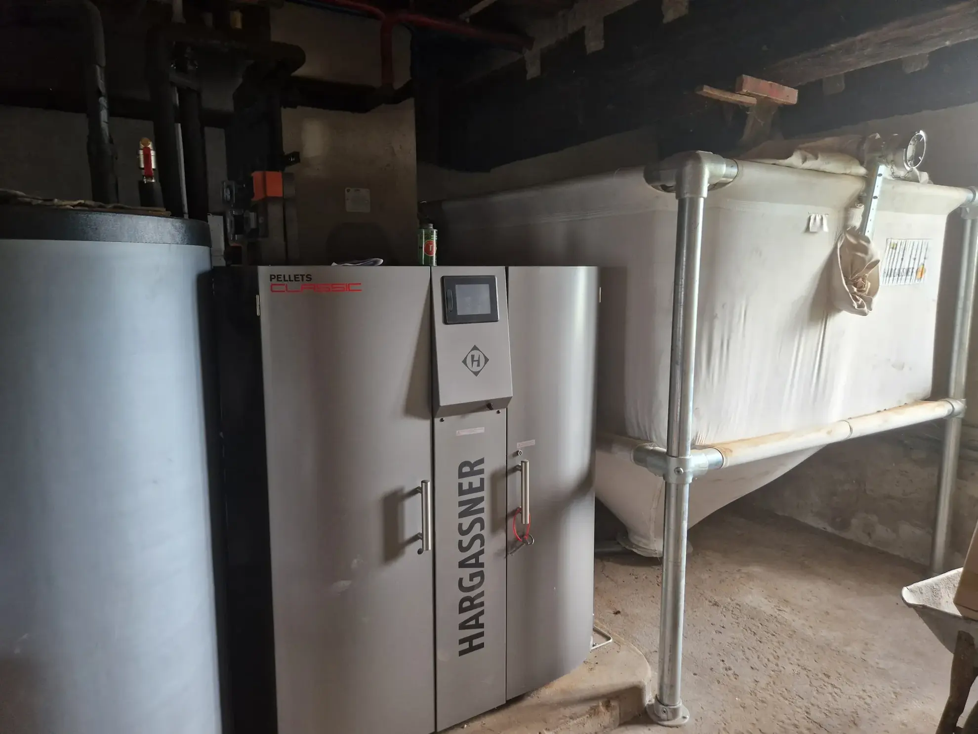 Achat corps de ferme à Curgy avec maison, écurie et terrain de 6510 m² 