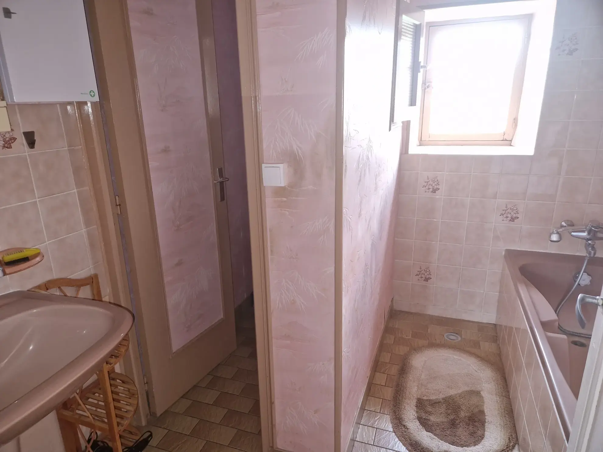 Achat corps de ferme à Curgy avec maison, écurie et terrain de 6510 m² 